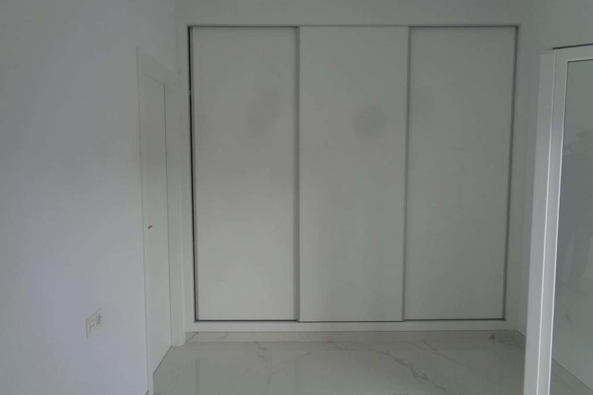 Obra nueva - Villa independiente - Pinoso