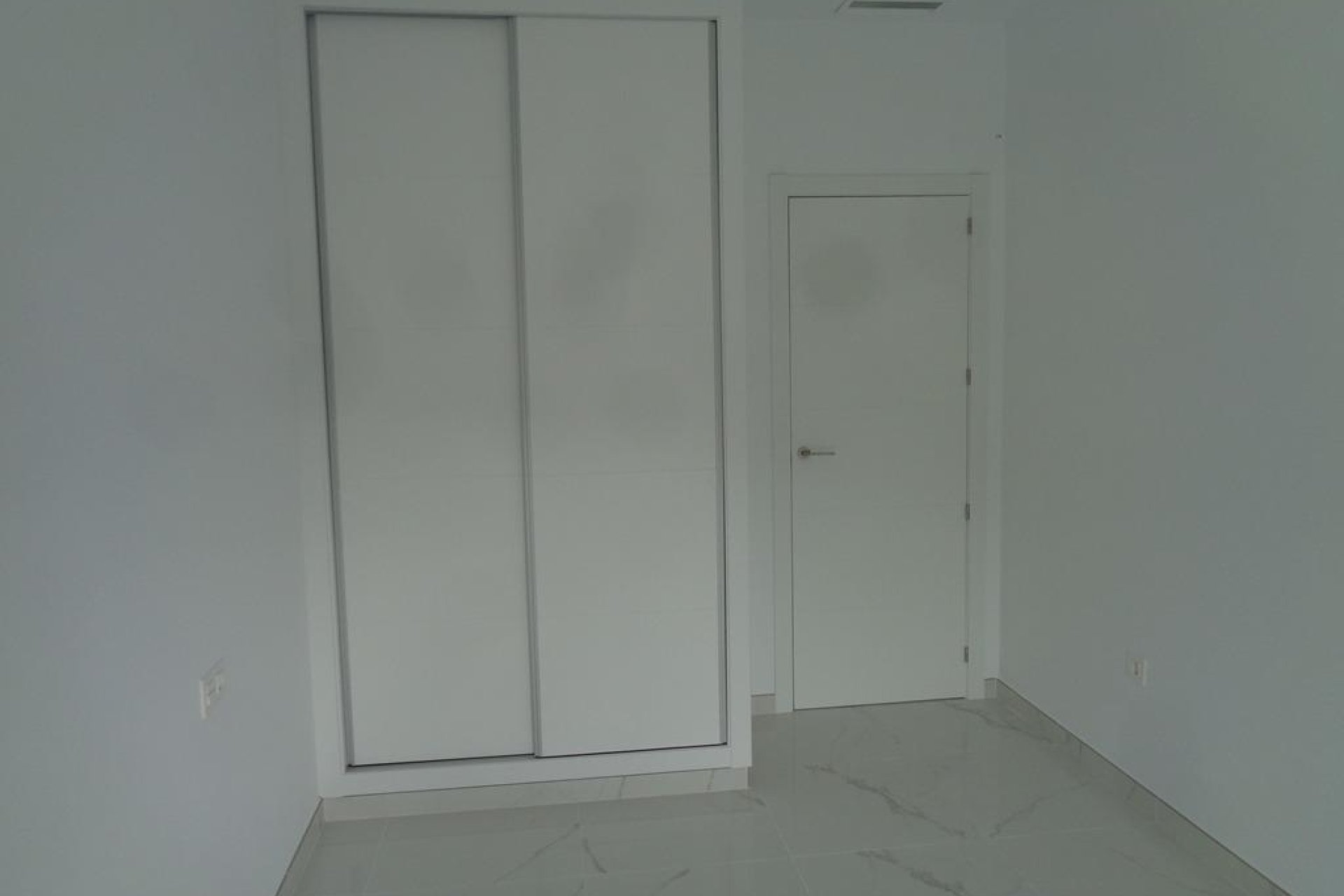 Obra nueva - Villa independiente - Pinoso