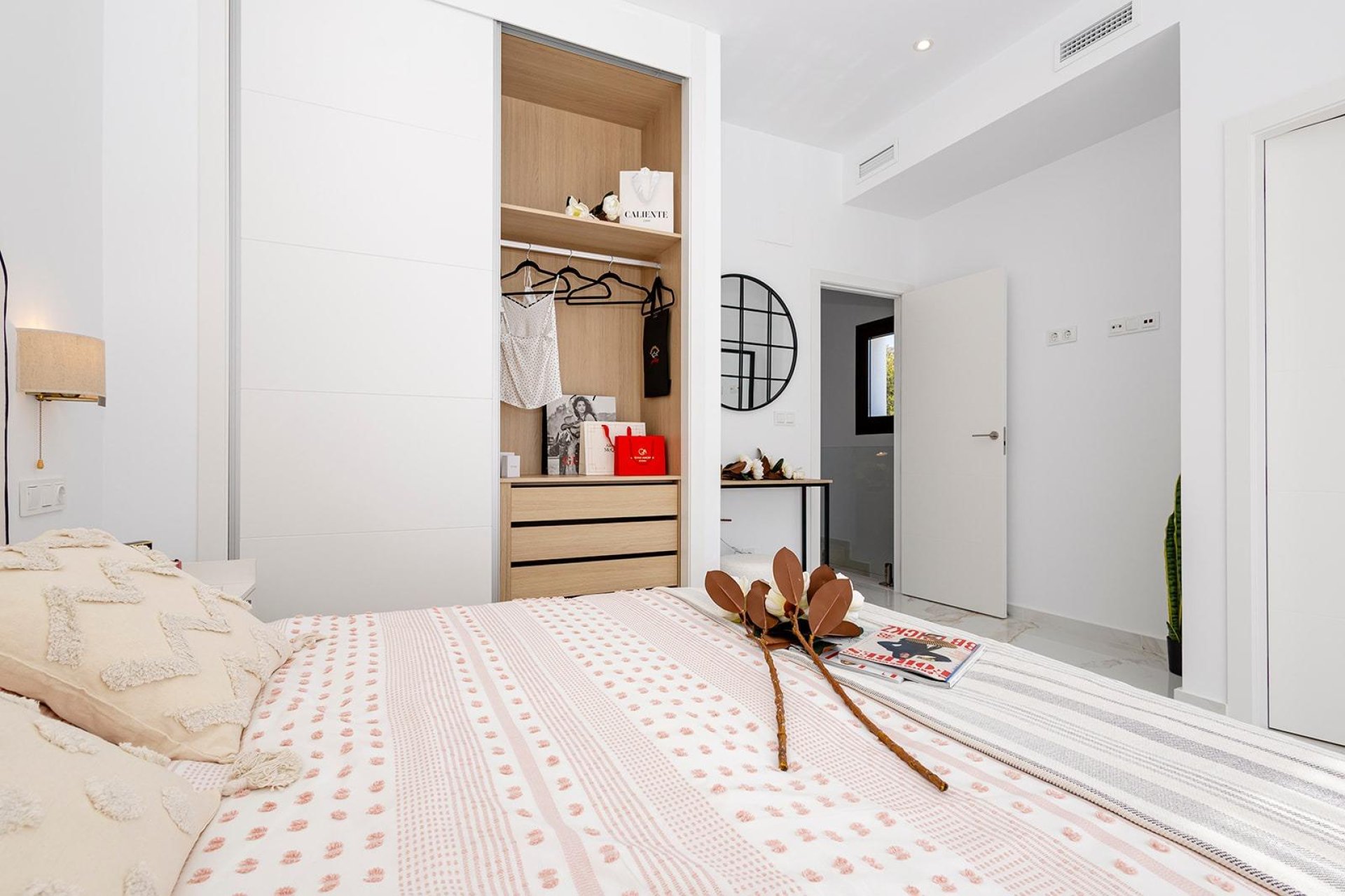 Obra nueva - Villa independiente - Polop