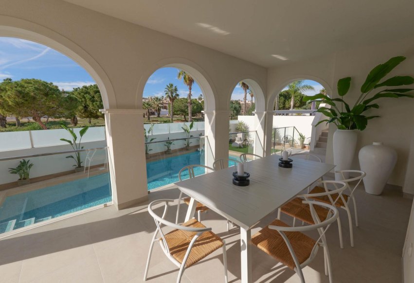 Obra nueva - Villa independiente - Rojales