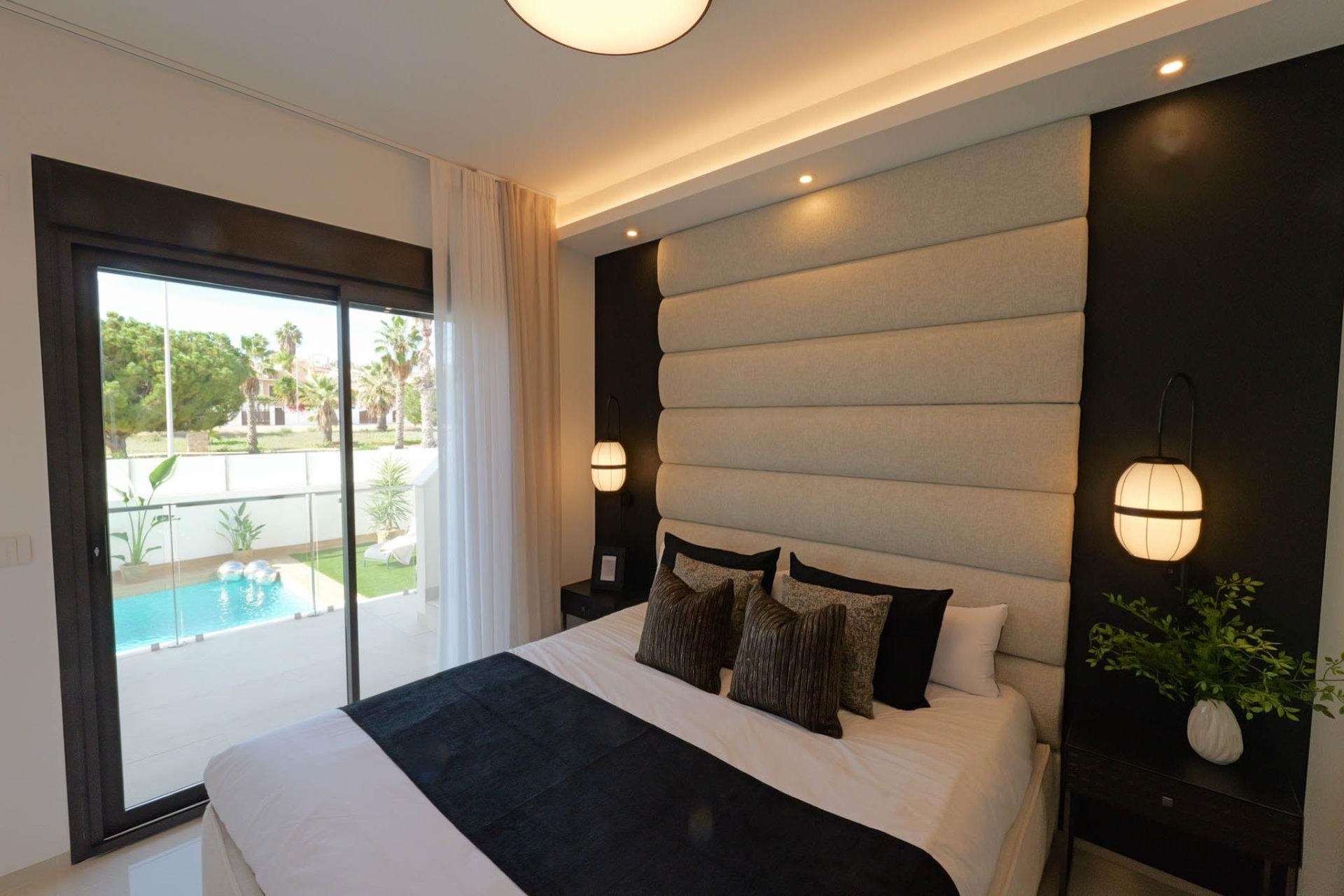 Obra nueva - Villa independiente - Rojales