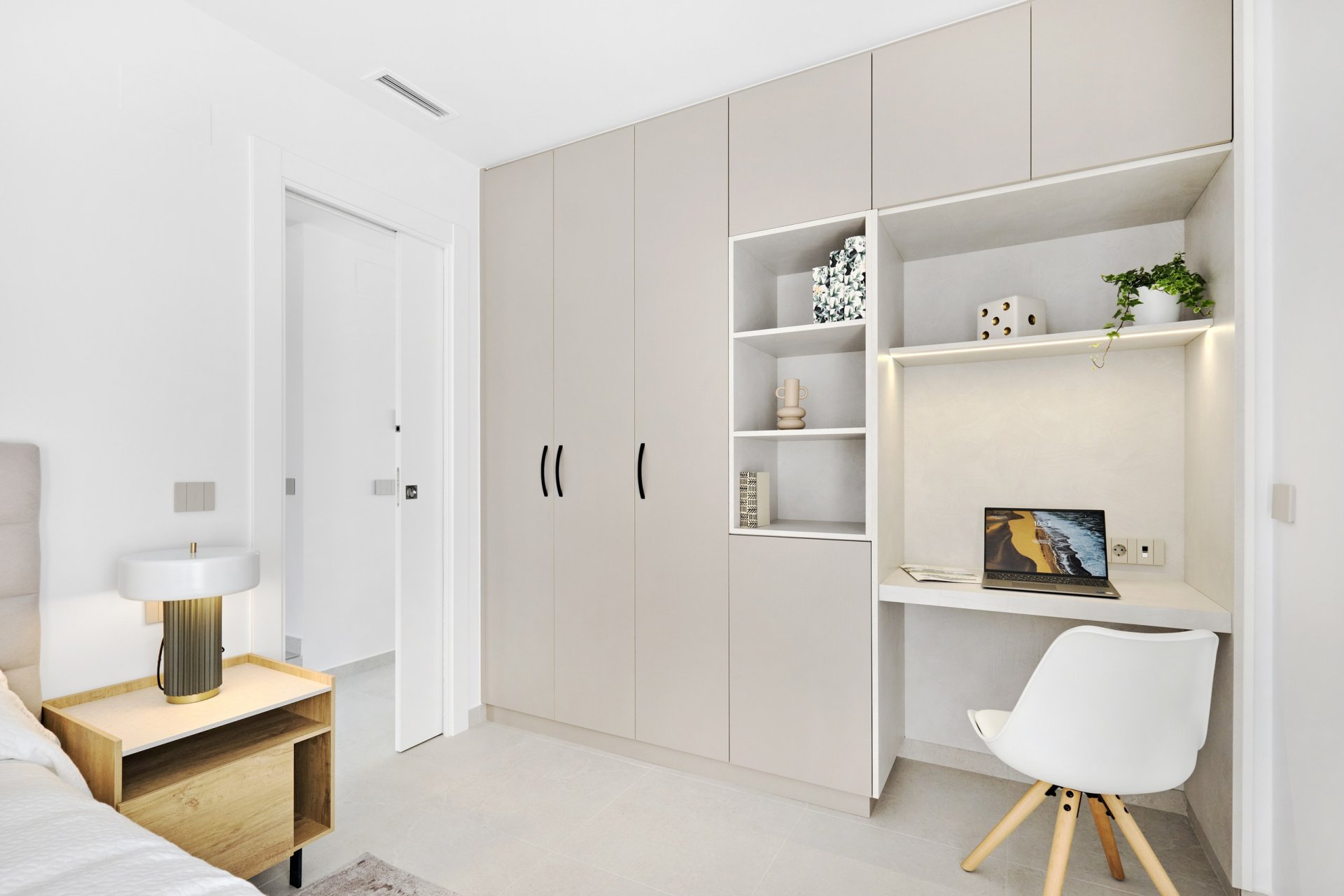 Obra nueva - Villa independiente - San Miguel de Salinas