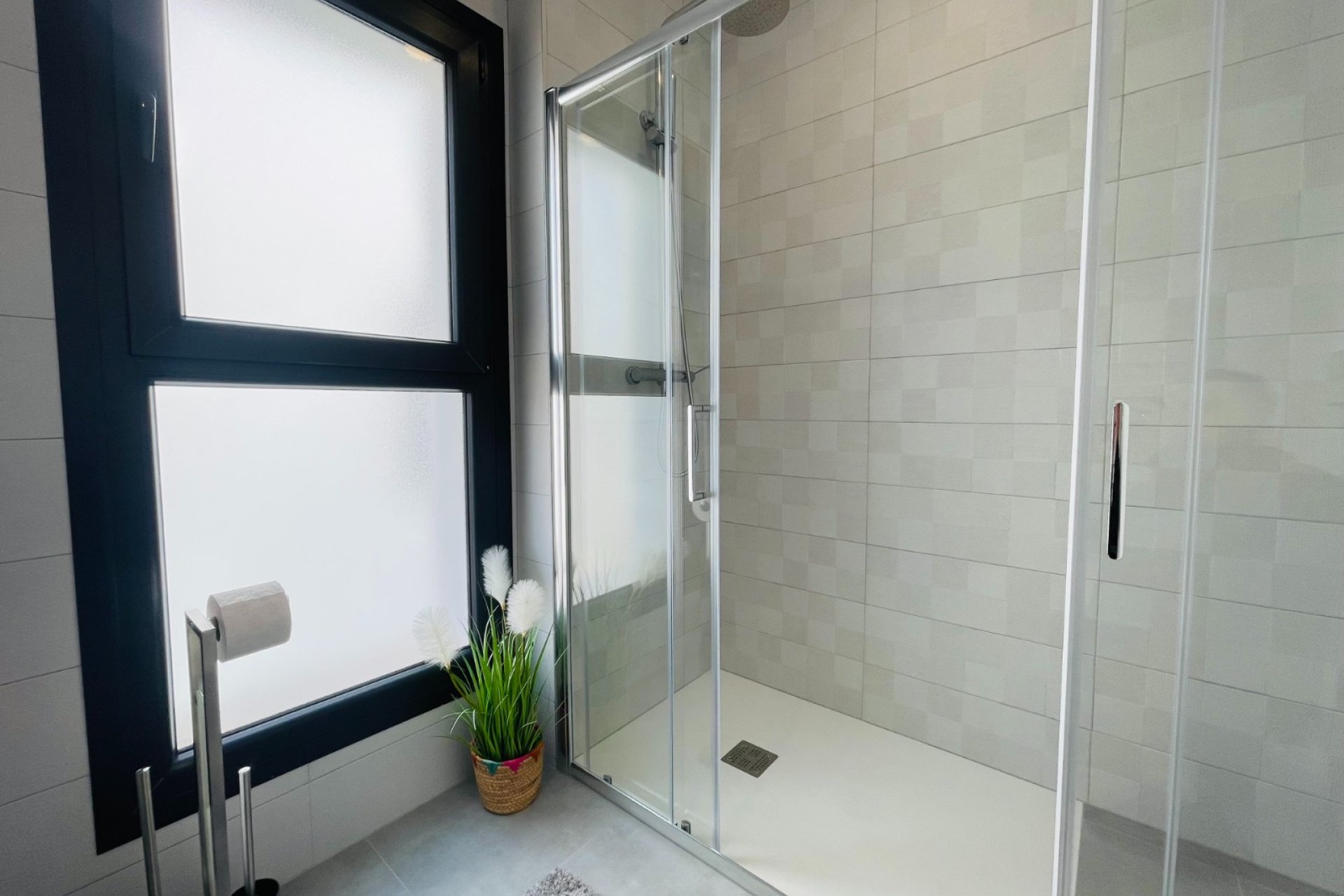 Obra nueva - Villa independiente - Torrevieja