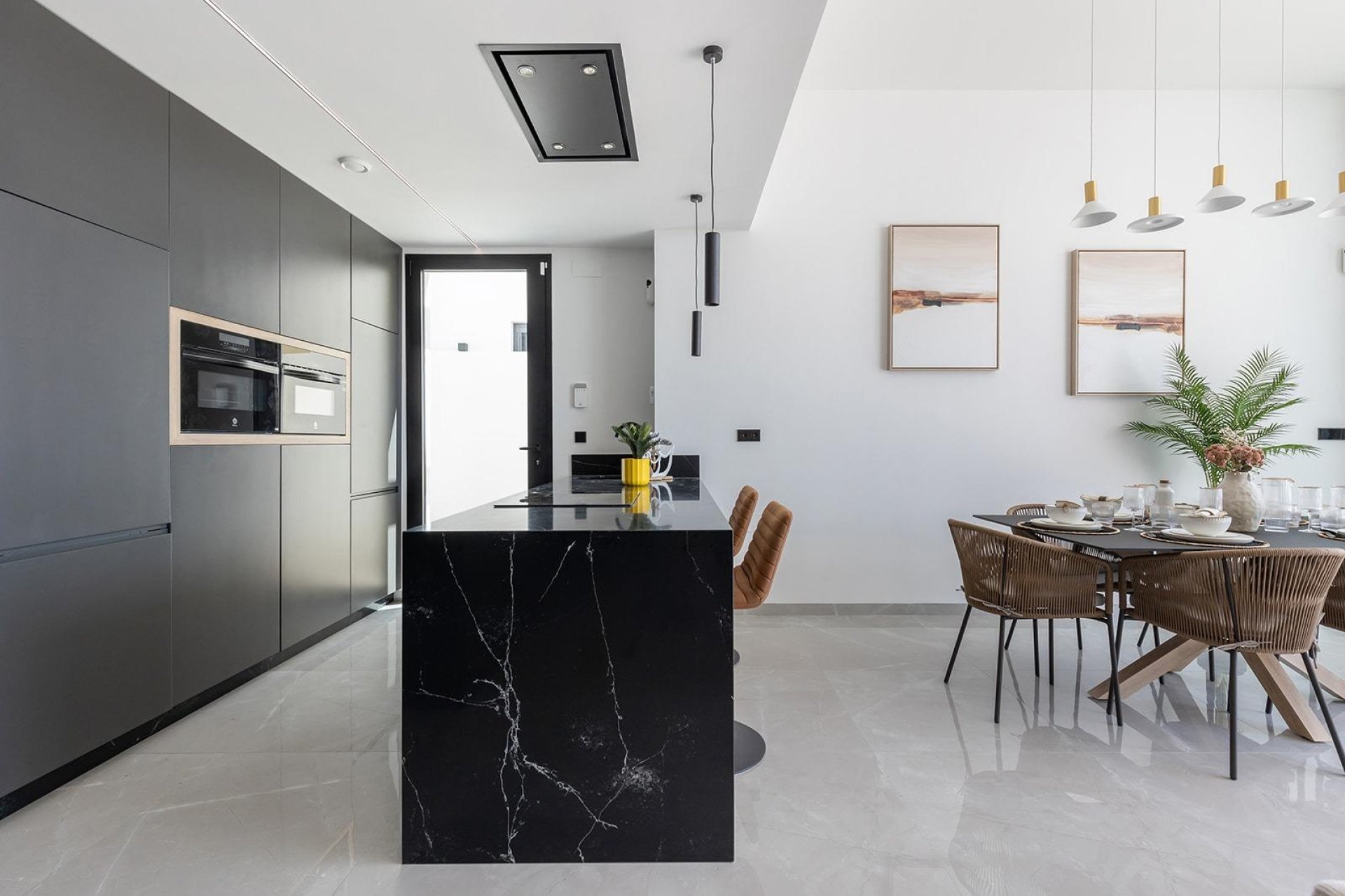 Obra nueva - Villa independiente - Torrevieja