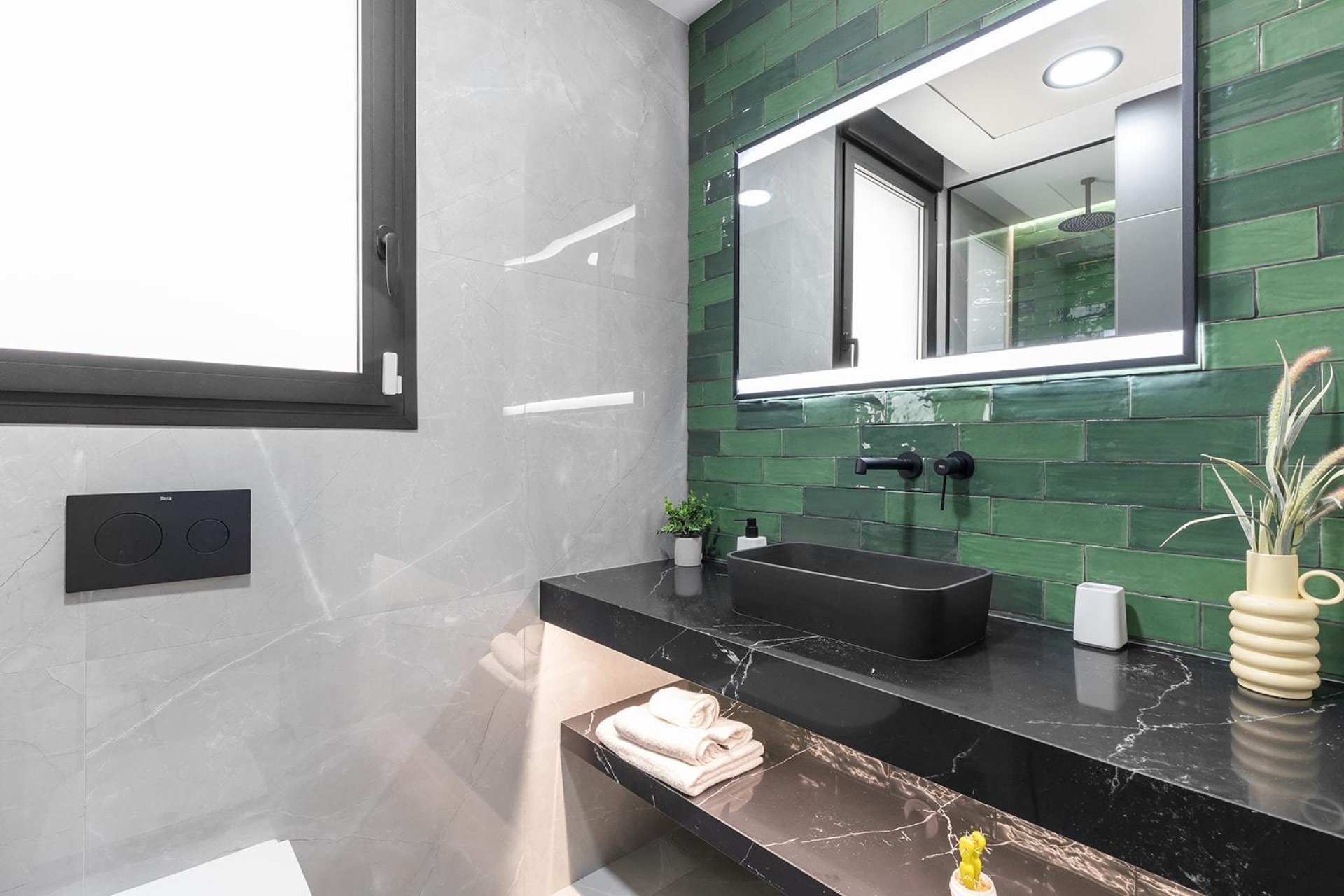 Obra nueva - Villa independiente - Torrevieja