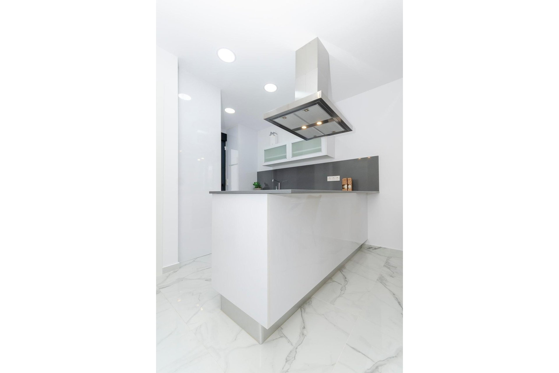 Obra nueva - Villa independiente - Torrevieja