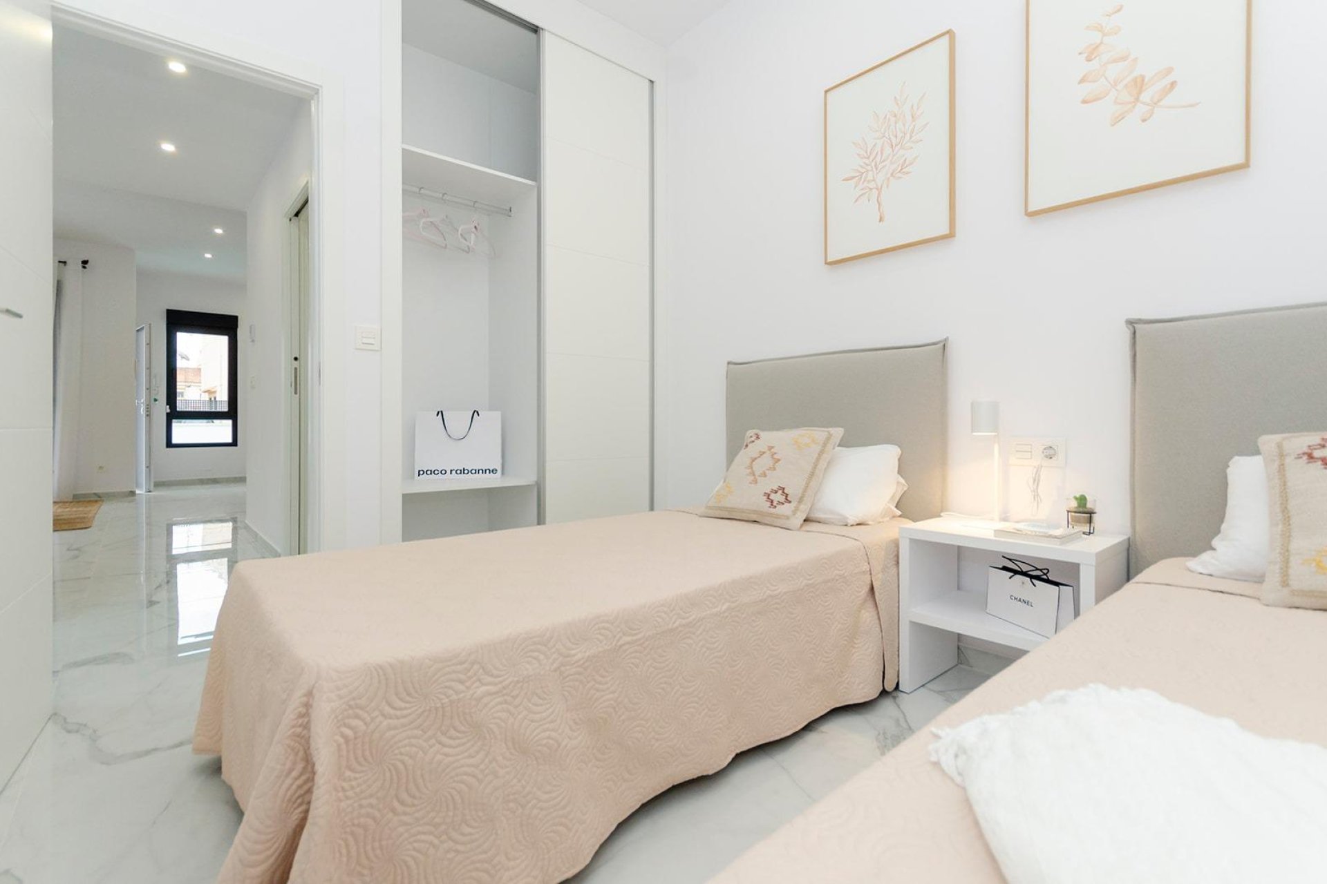 Obra nueva - Villa independiente - Torrevieja