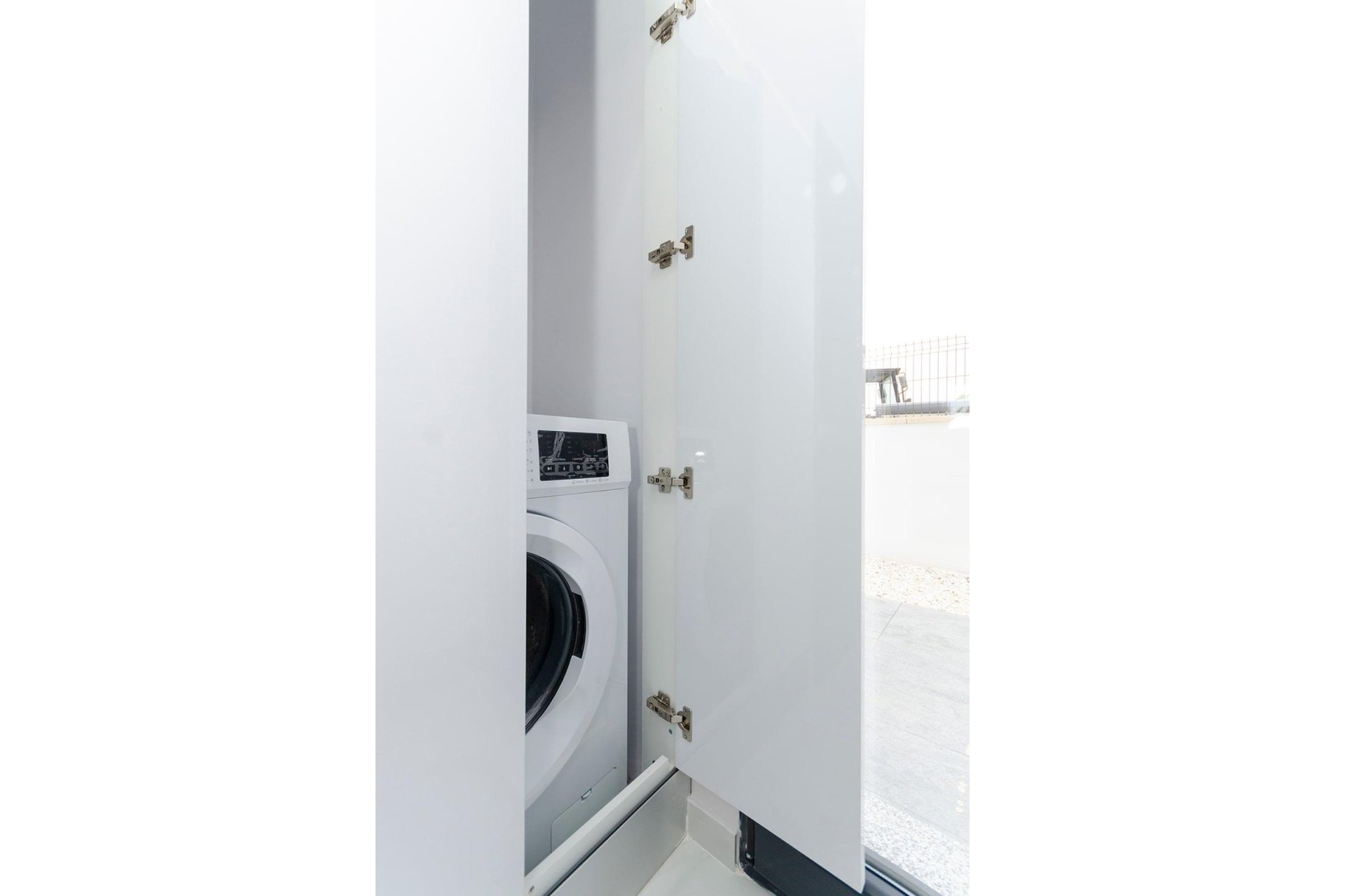 Obra nueva - Villa independiente - Torrevieja