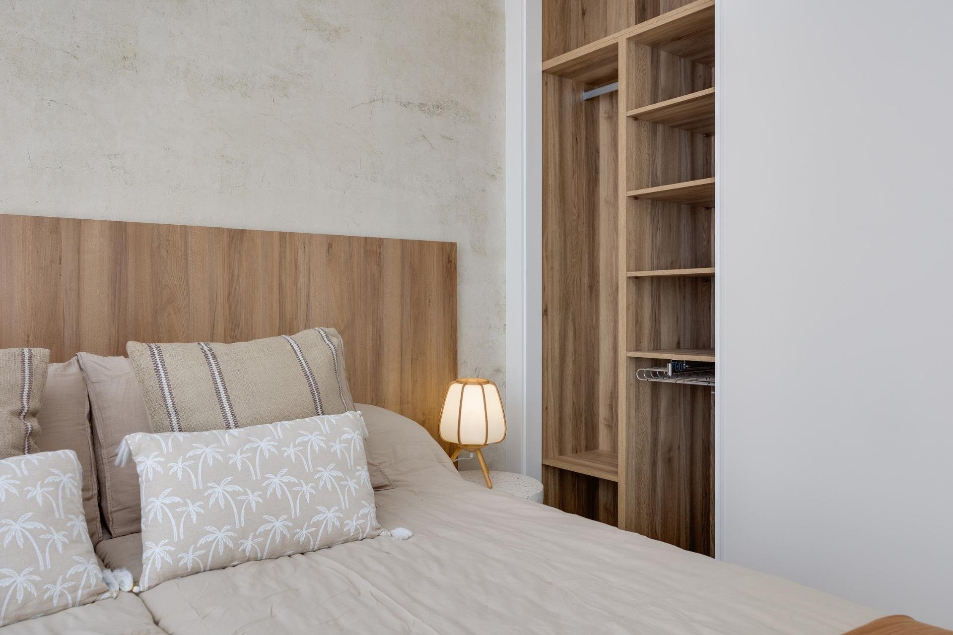 Obra nueva - Villa independiente - Torrevieja