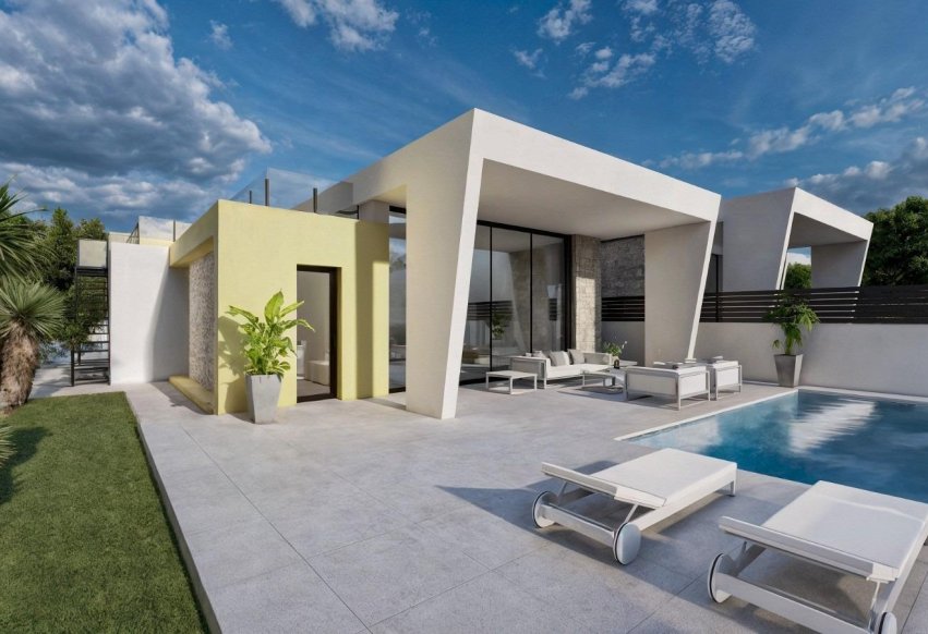 Obra nueva - Villa independiente - Torrevieja
