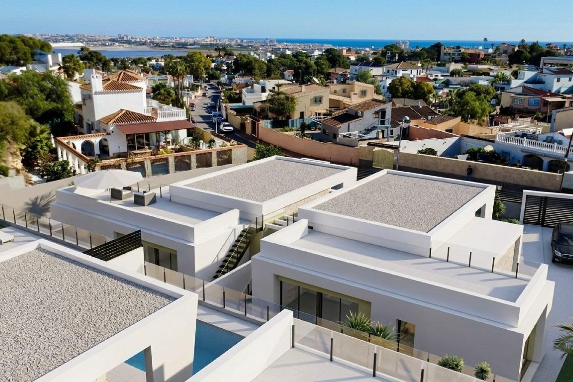 Obra nueva - Villa independiente - Torrevieja