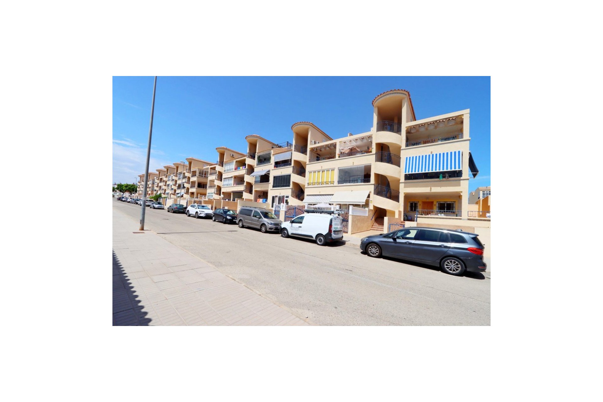 Resale - Apartment - Orihuela Costa - Punta Prima