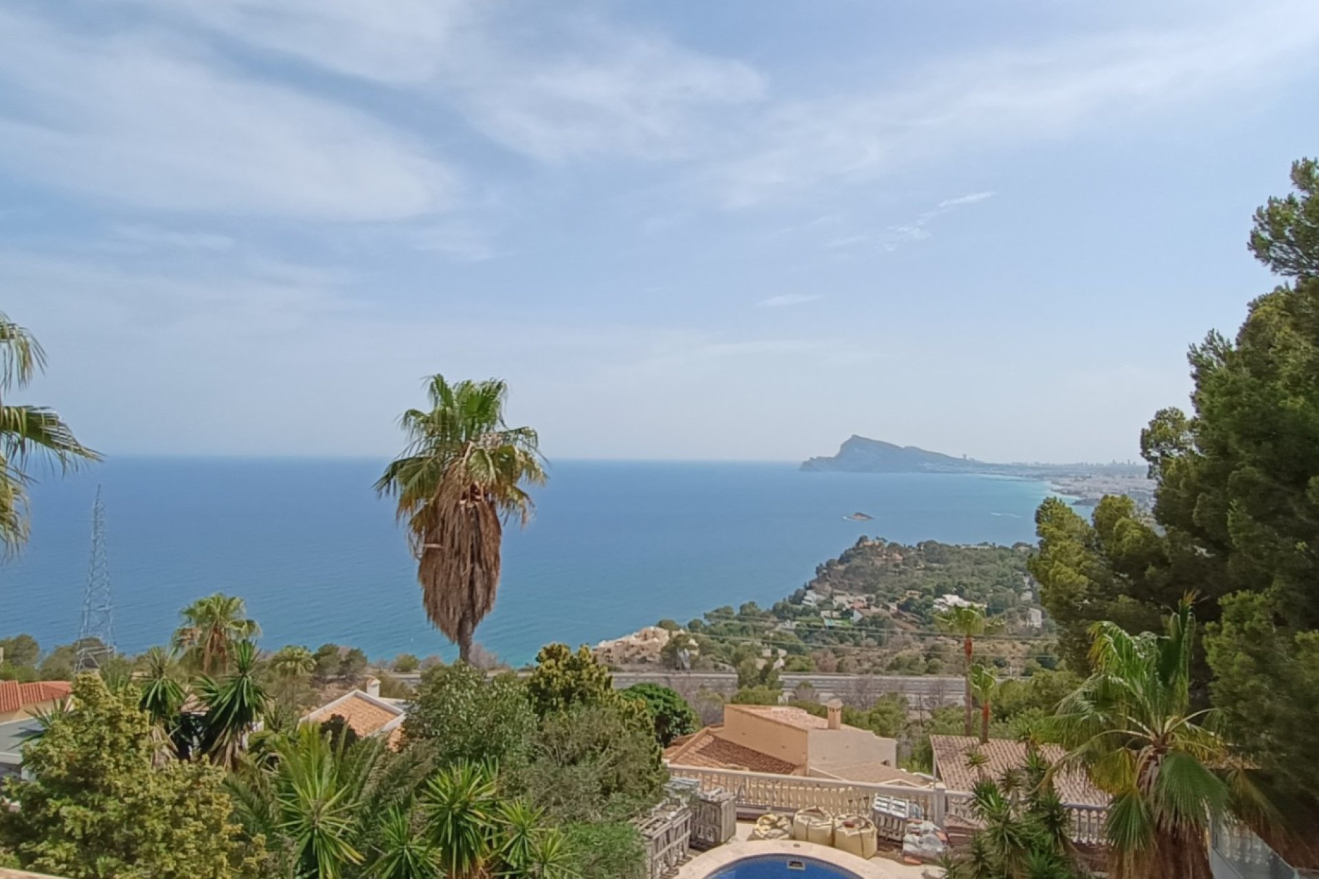 Resale - Independent Villa - Altea - Urbanización