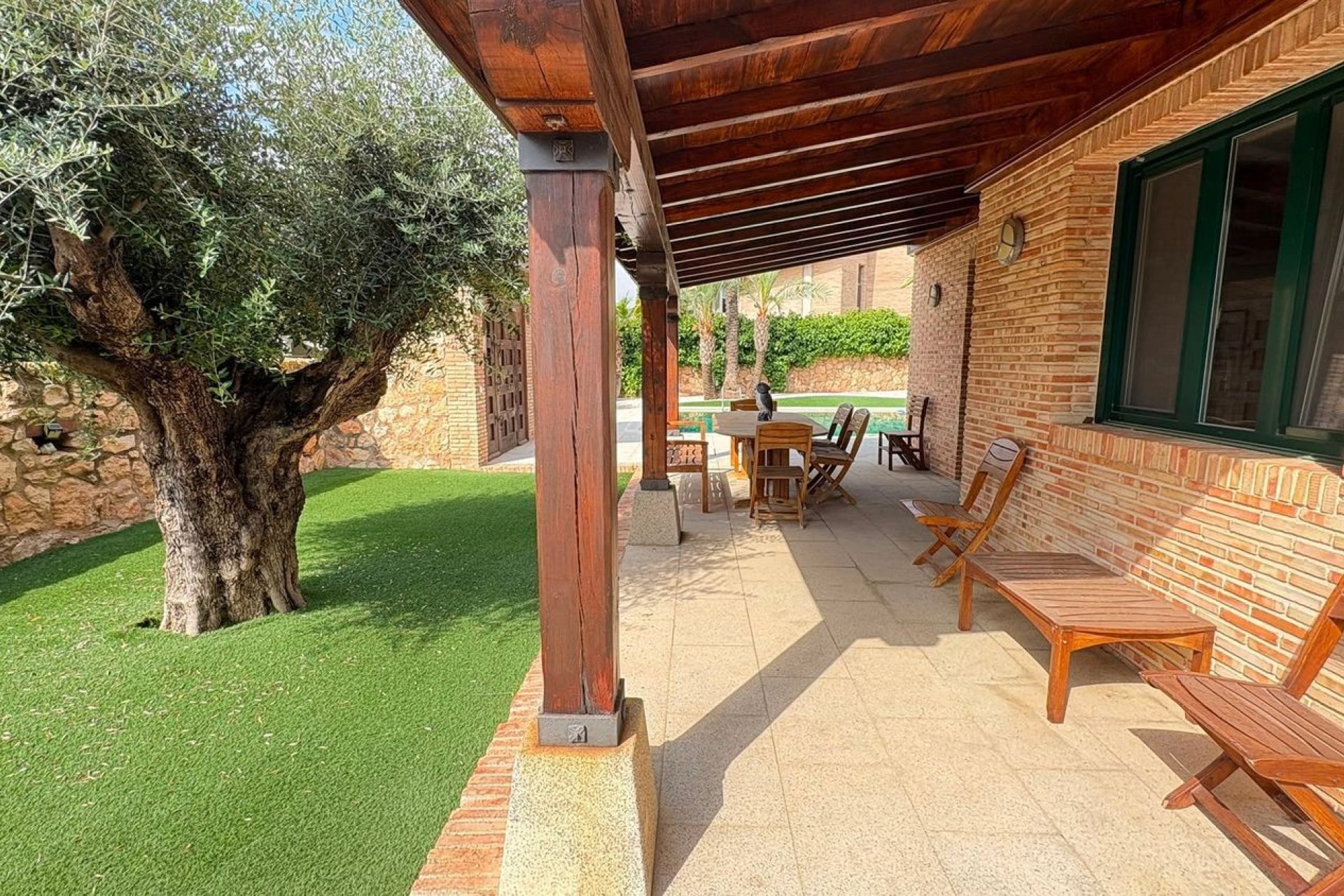 Resale - Independent Villa - Altorreal