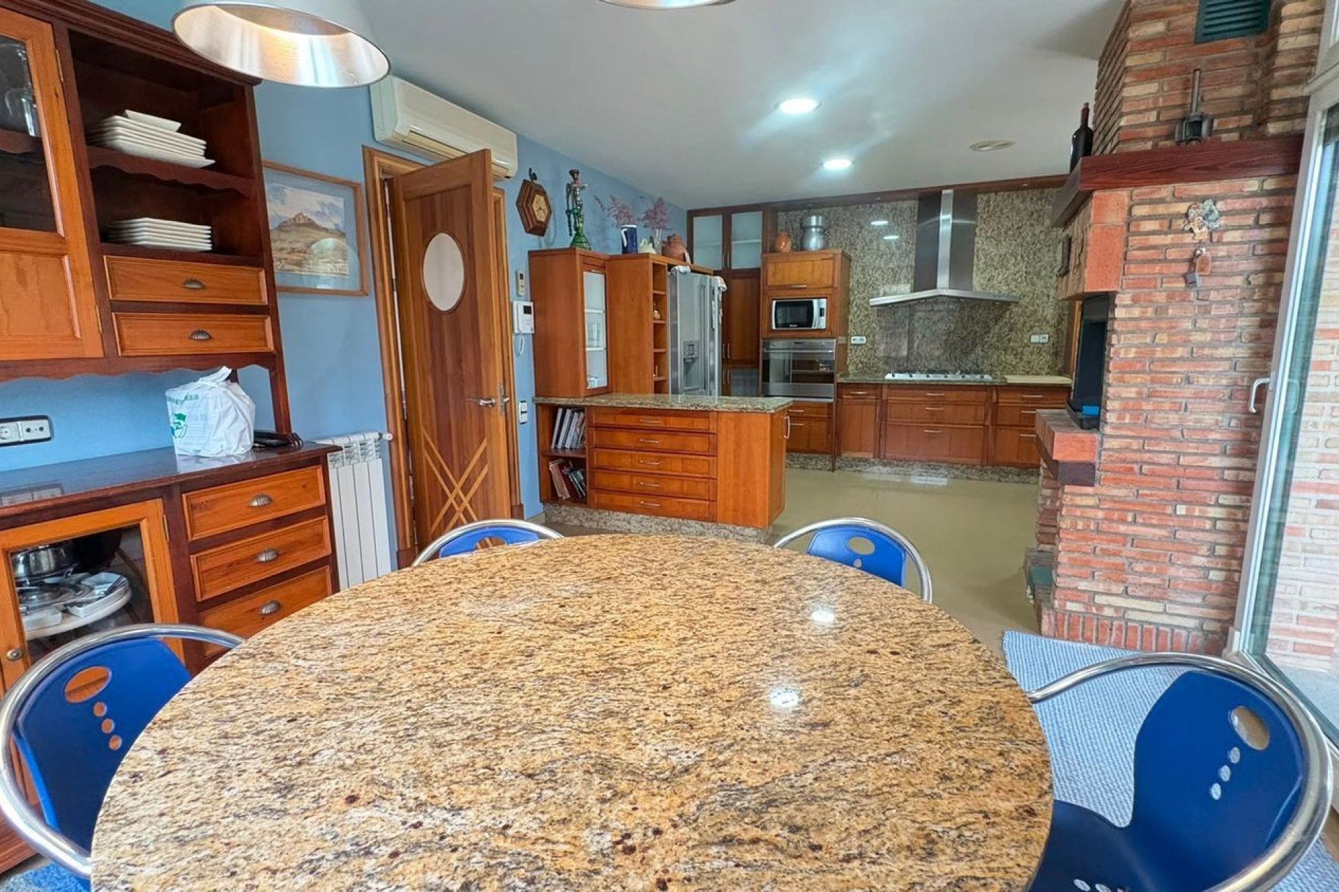 Resale - Independent Villa - Altorreal