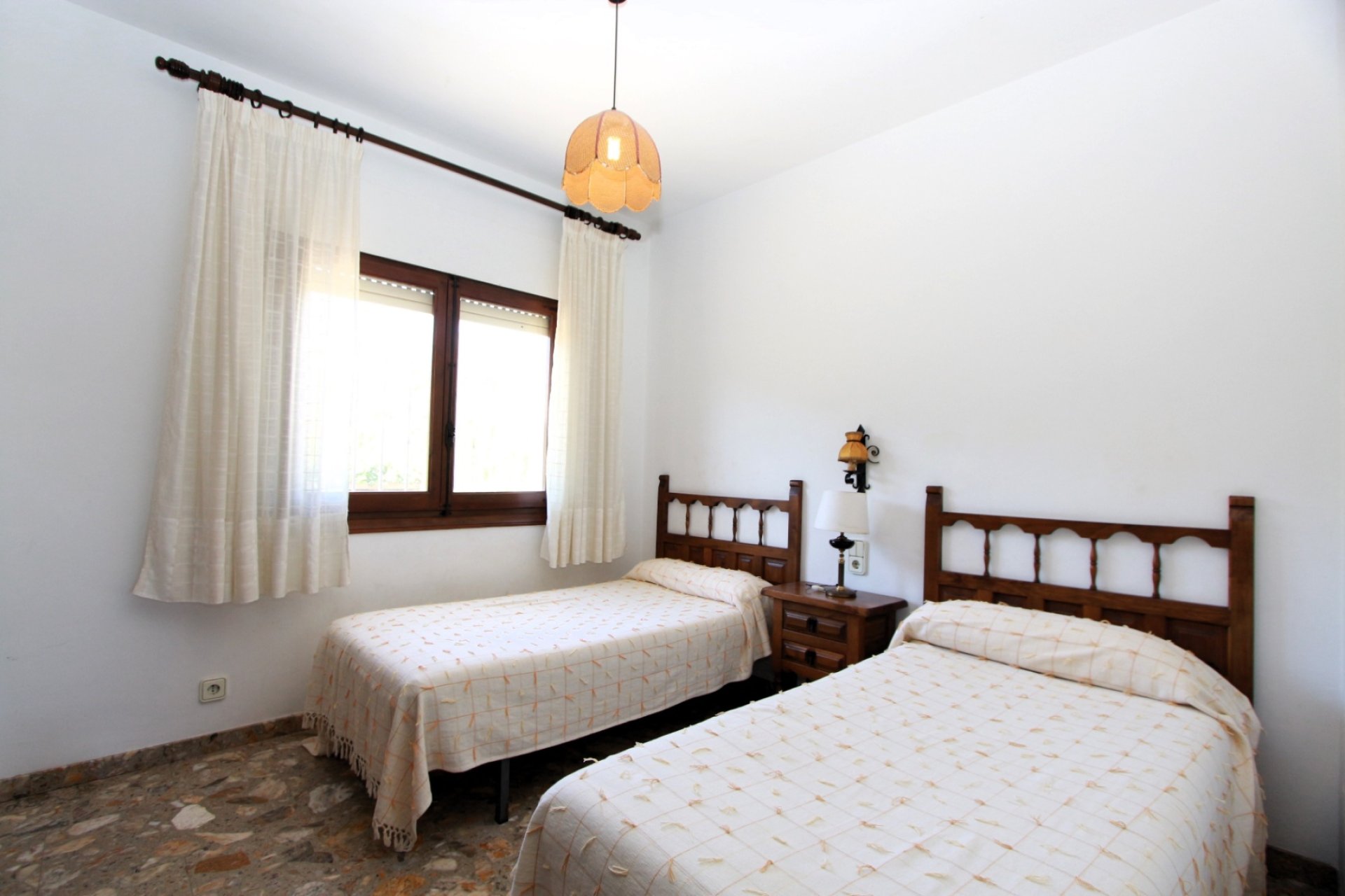 Resale - Independent Villa - Benissa - Urbanización