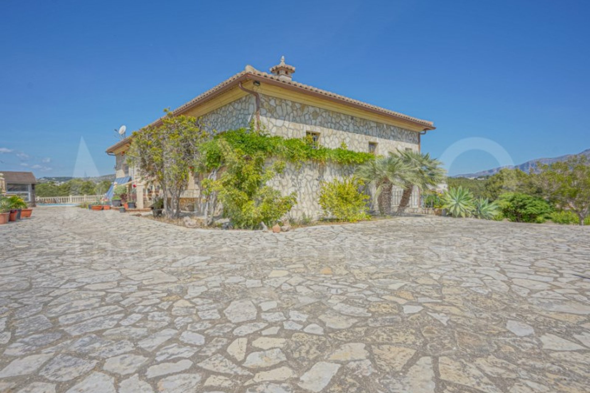 Resale - Independent Villa - Benitachell  - Centro