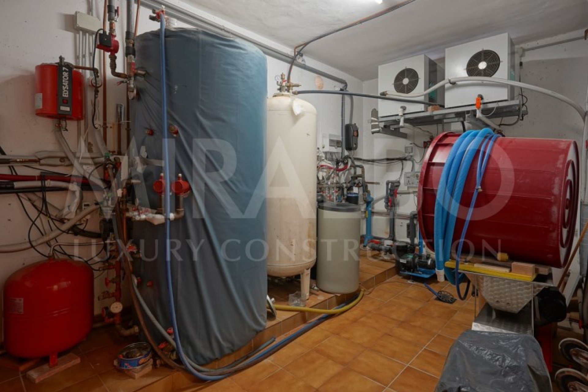 Resale - Independent Villa - Benitachell  - Centro