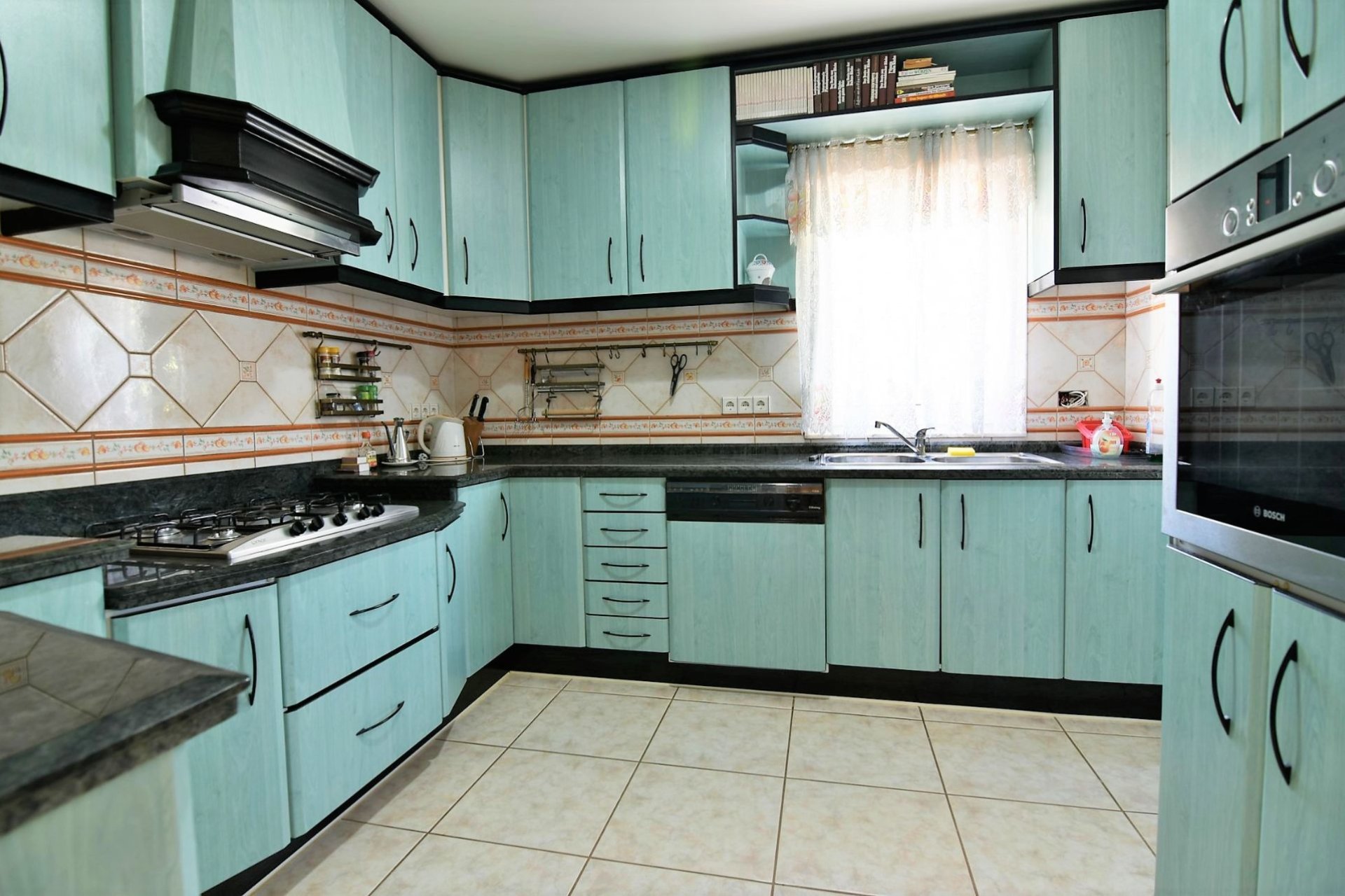 Resale - Independent Villa - Calpe - Urbanización