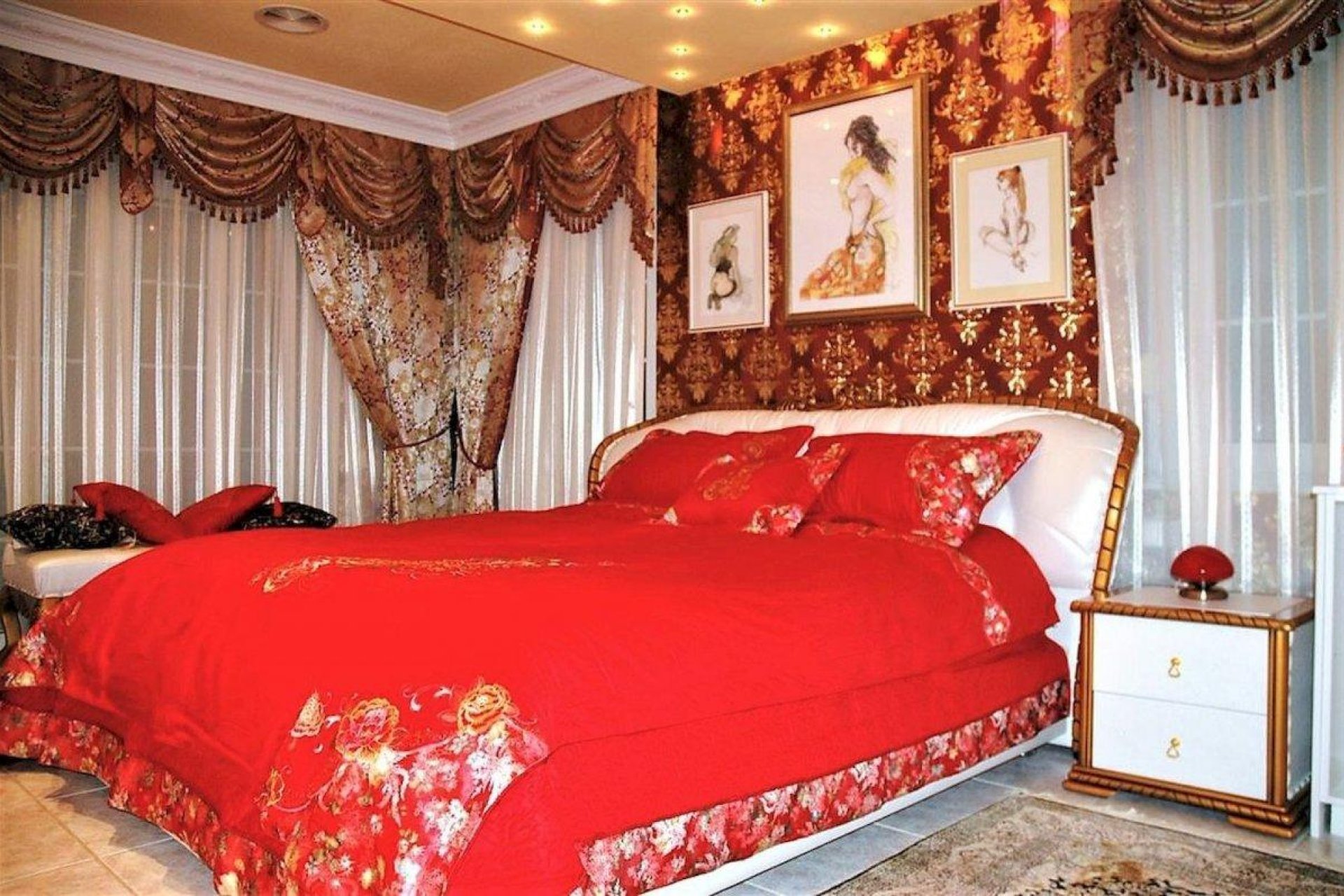 Resale - Independent Villa - Calpe - Urbanización