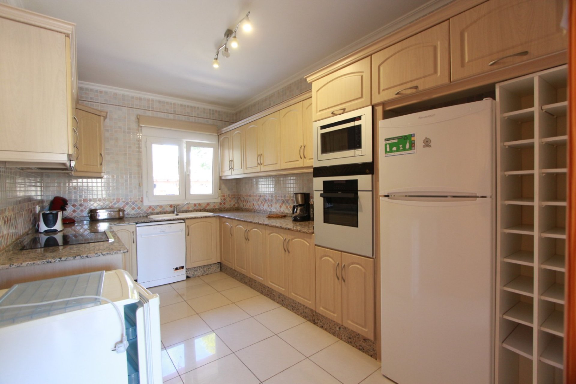 Resale - Independent Villa - Calpe - Urbanización