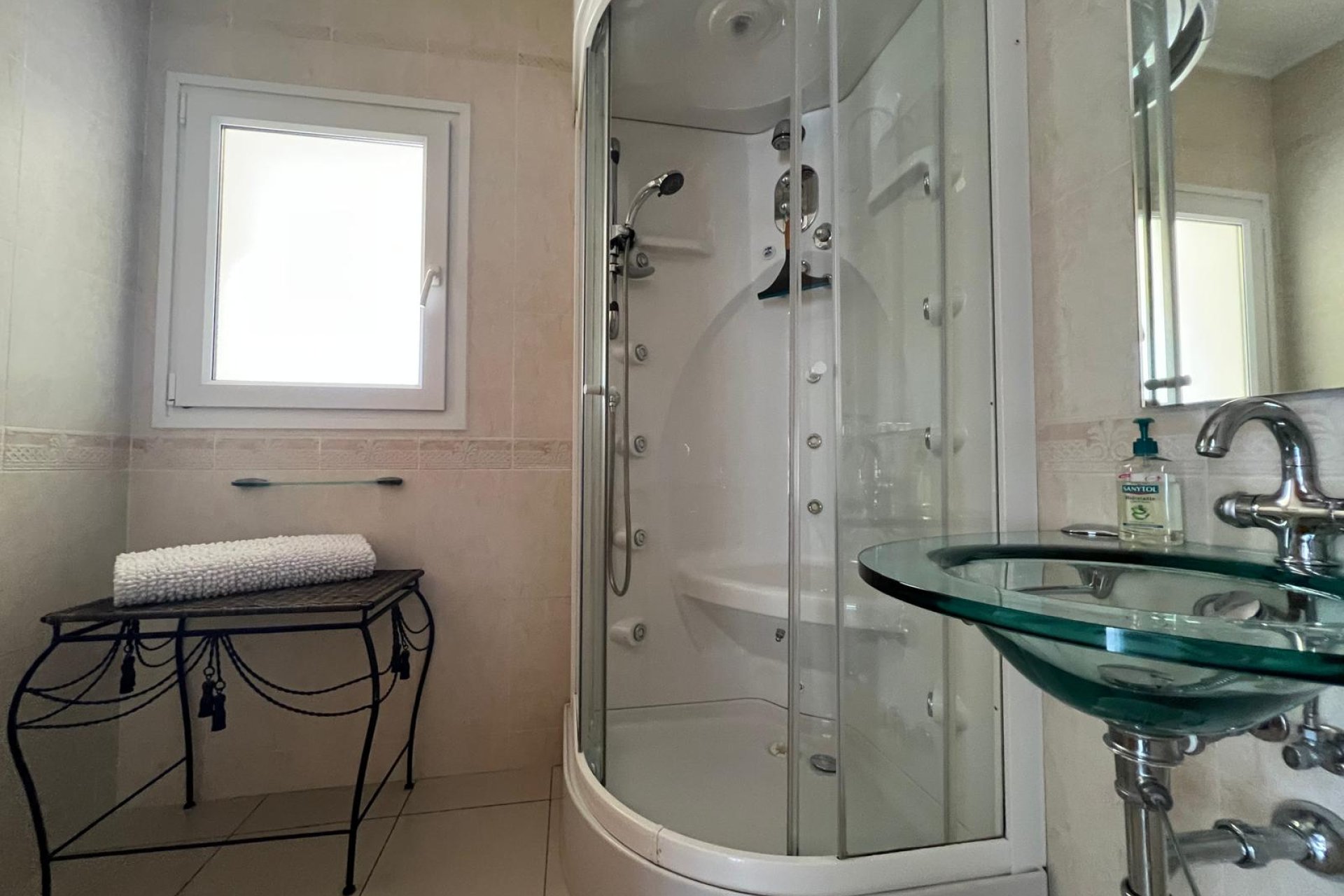 Resale - Independent Villa - Calpe - Urbanización