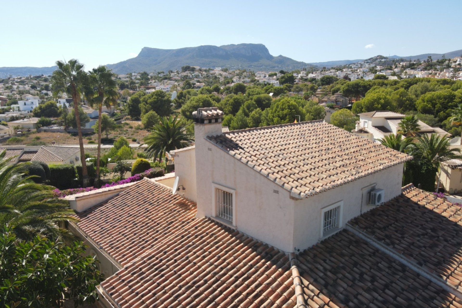 Resale - Independent Villa - Calpe - Urbanización