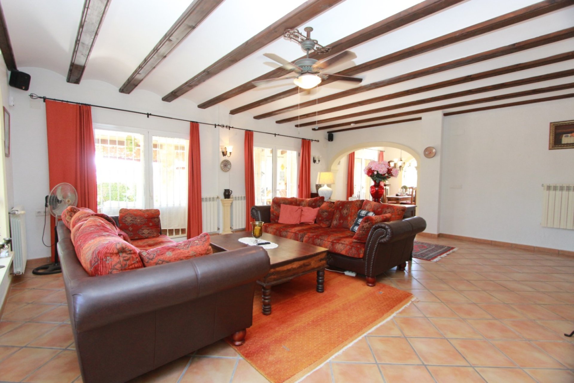 Resale - Independent Villa - Calpe - Urbanización