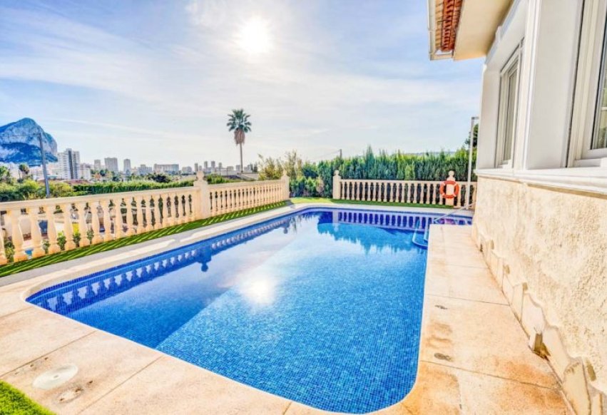 Resale - Independent Villa - Calpe