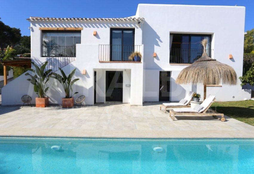 Resale - Independent Villa - Jávea - Cap Martí - El Tossalet - Pinomar