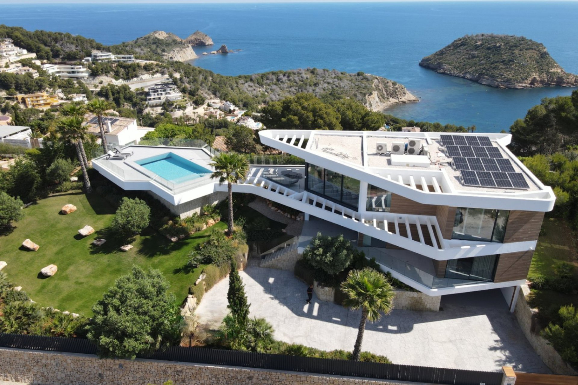 Resale - Independent Villa - Jávea