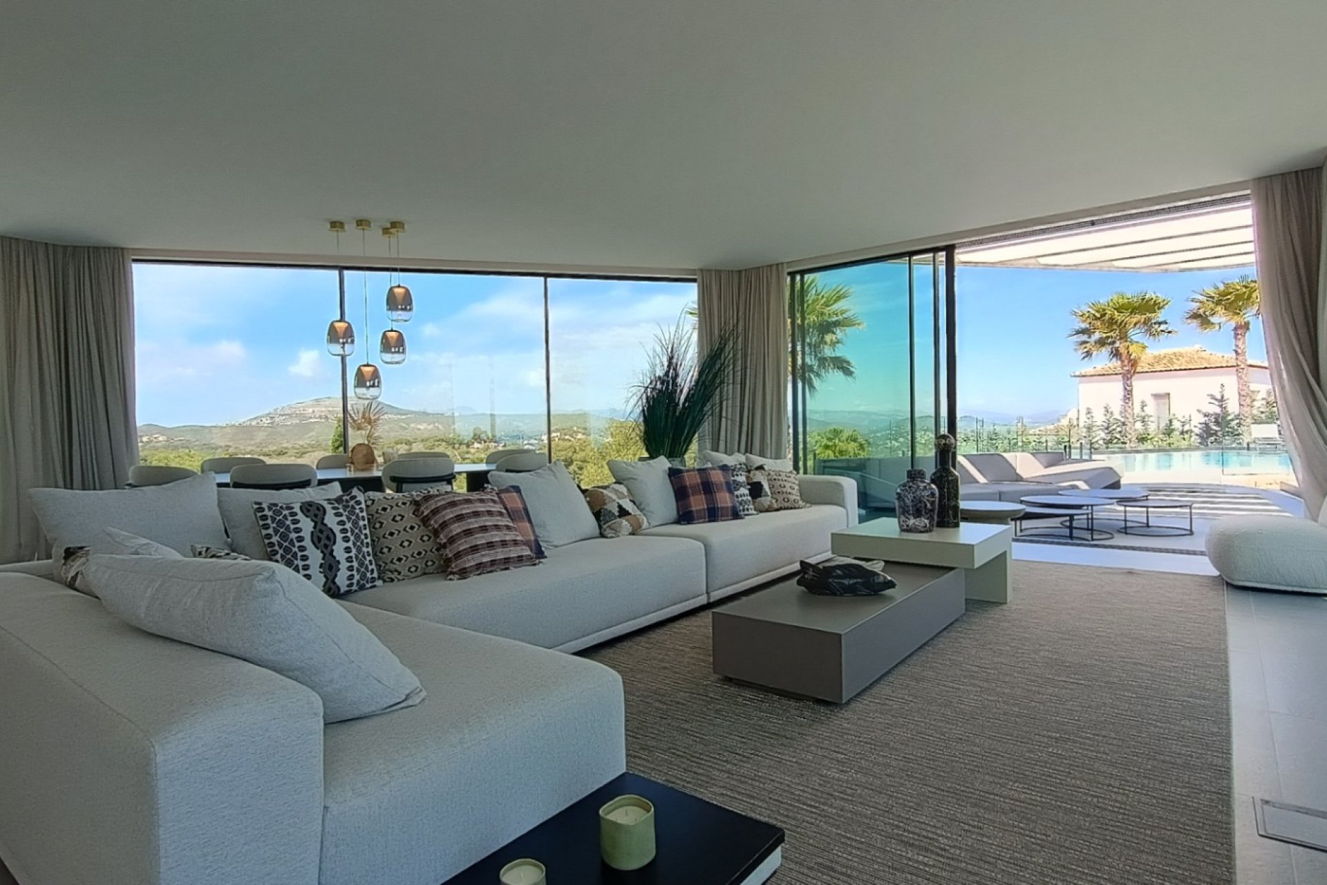 Resale - Independent Villa - Jávea