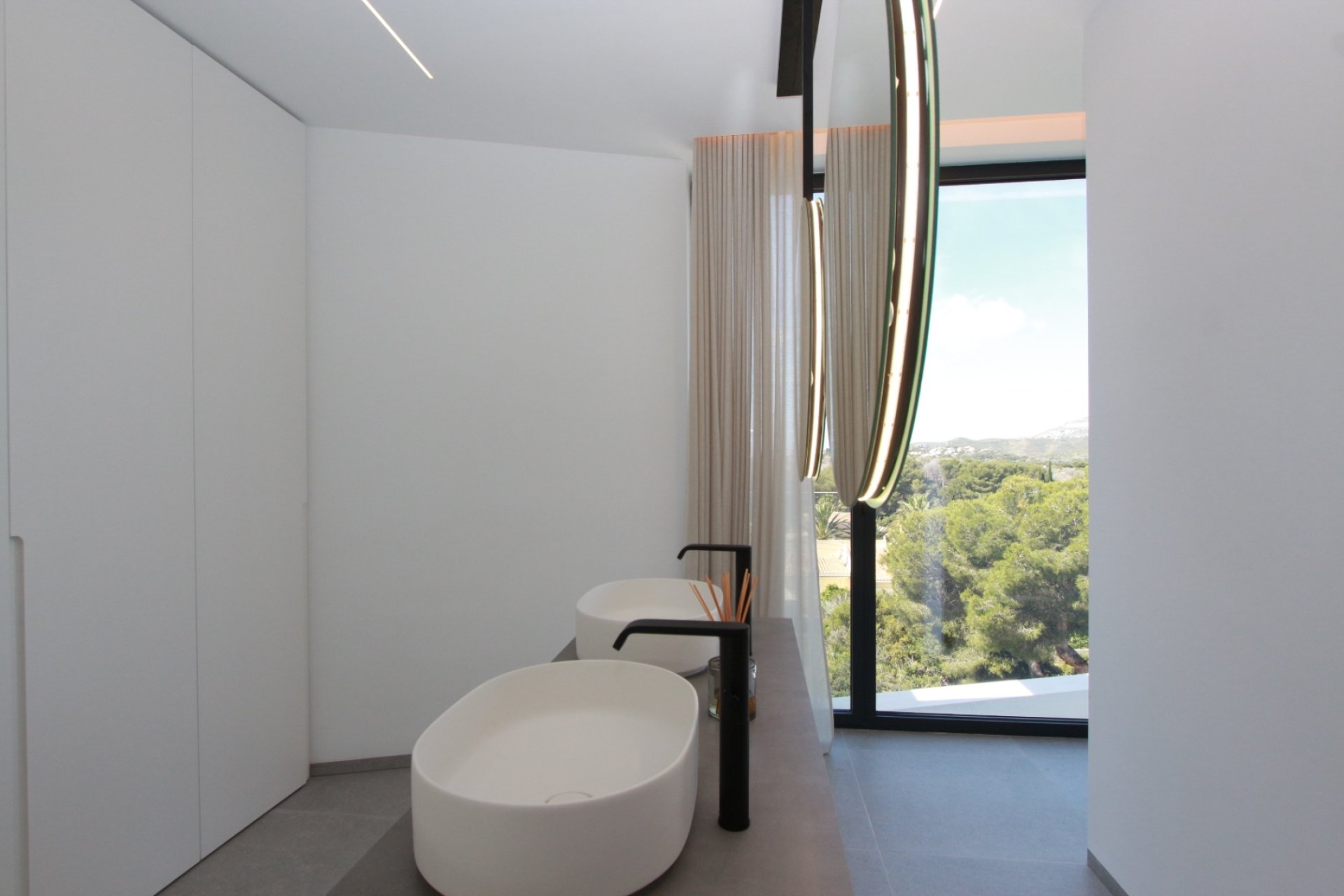 Resale - Independent Villa - Jávea