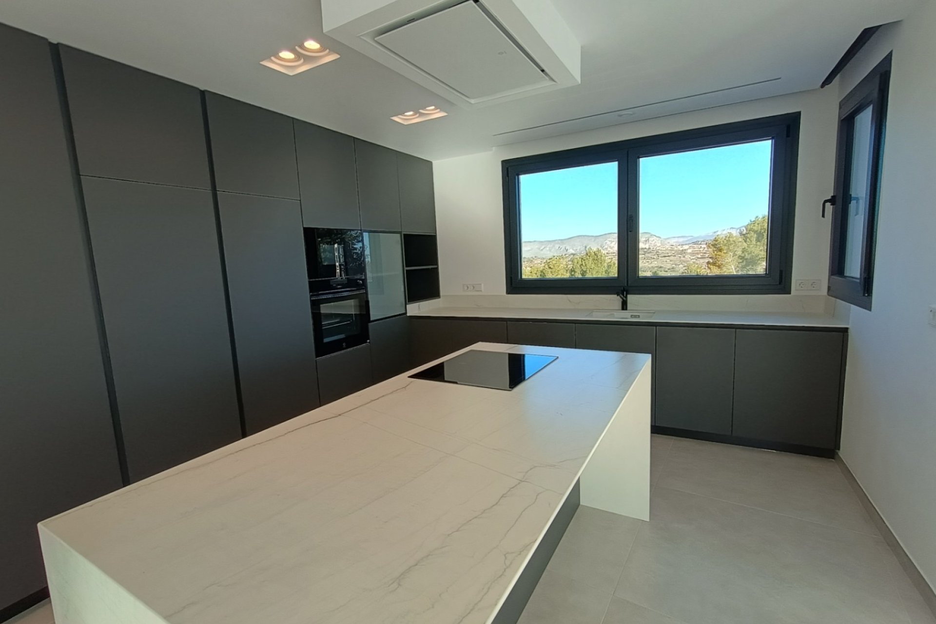 Resale - Independent Villa - Moraira