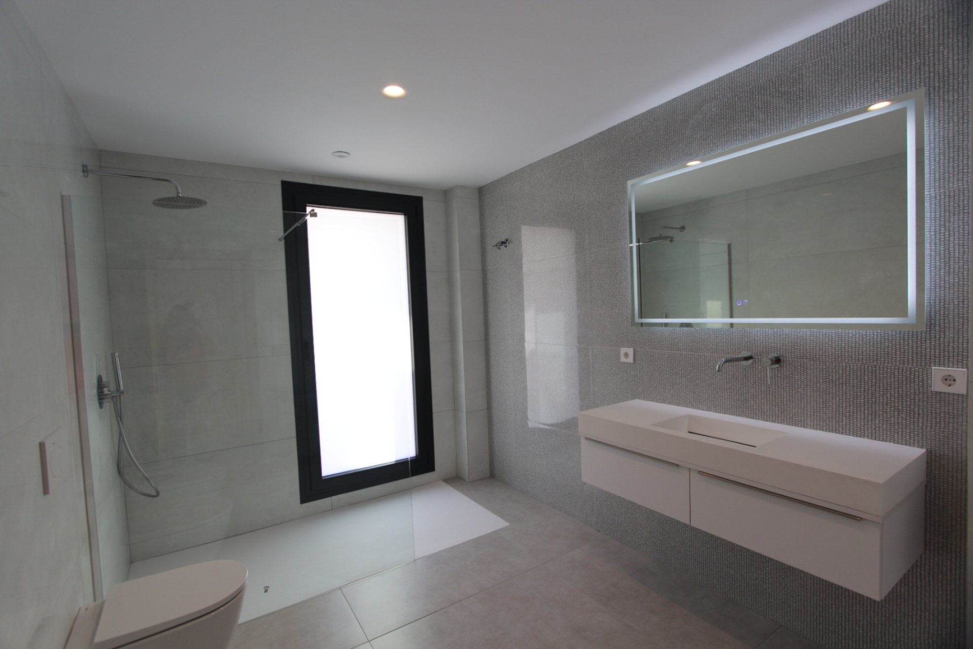 Resale - Independent Villa - Moraira