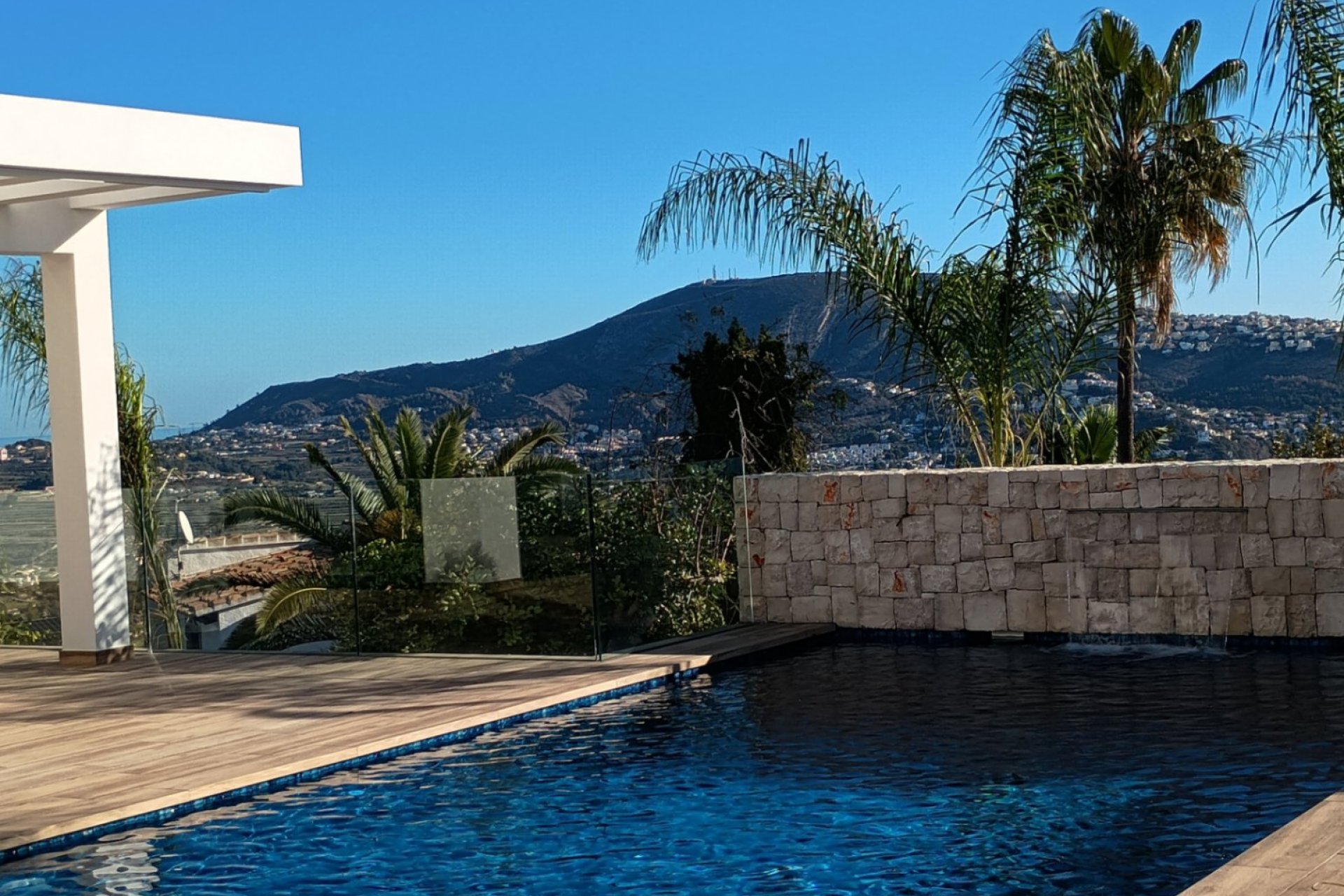 Resale - Independent Villa - Moraira