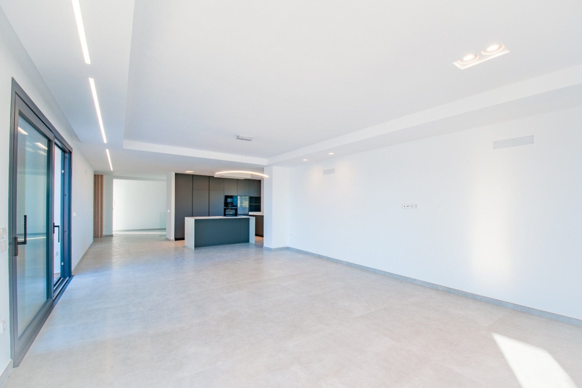 Resale - Independent Villa - Moraira