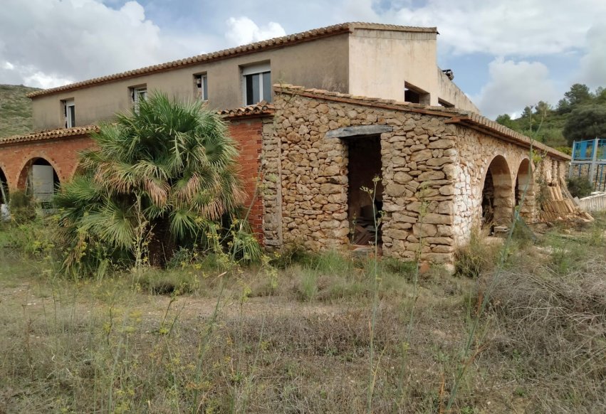 Reventa - finca - Senija - Casco urbano