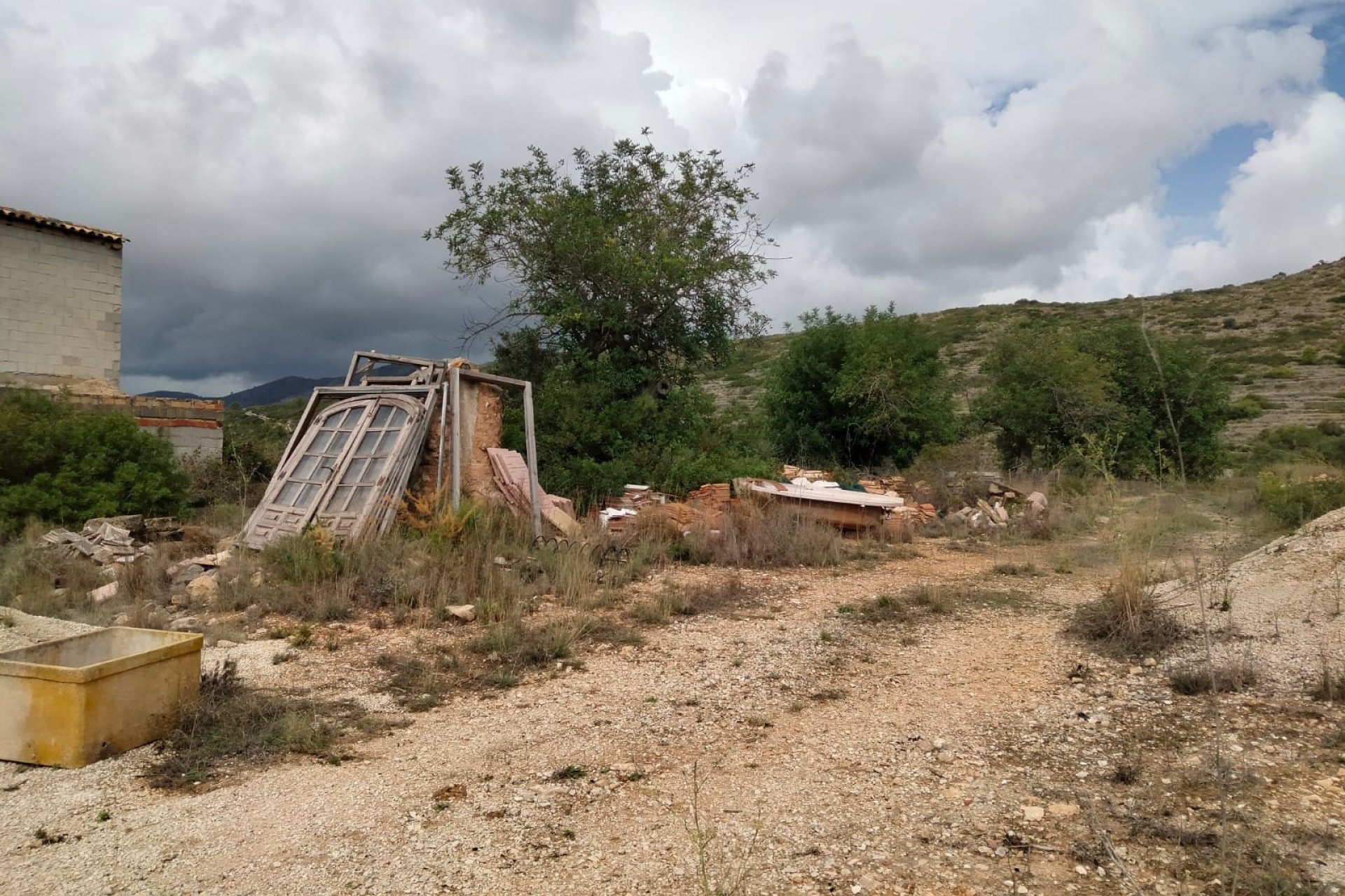 Reventa - finca - Senija - Casco urbano