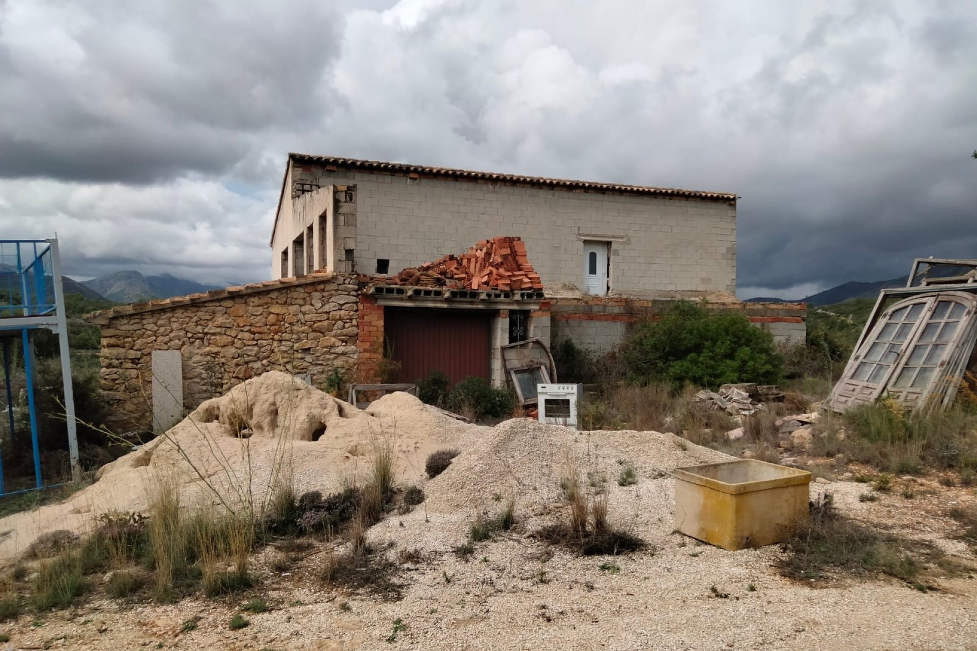 Reventa - finca - Senija - Casco urbano