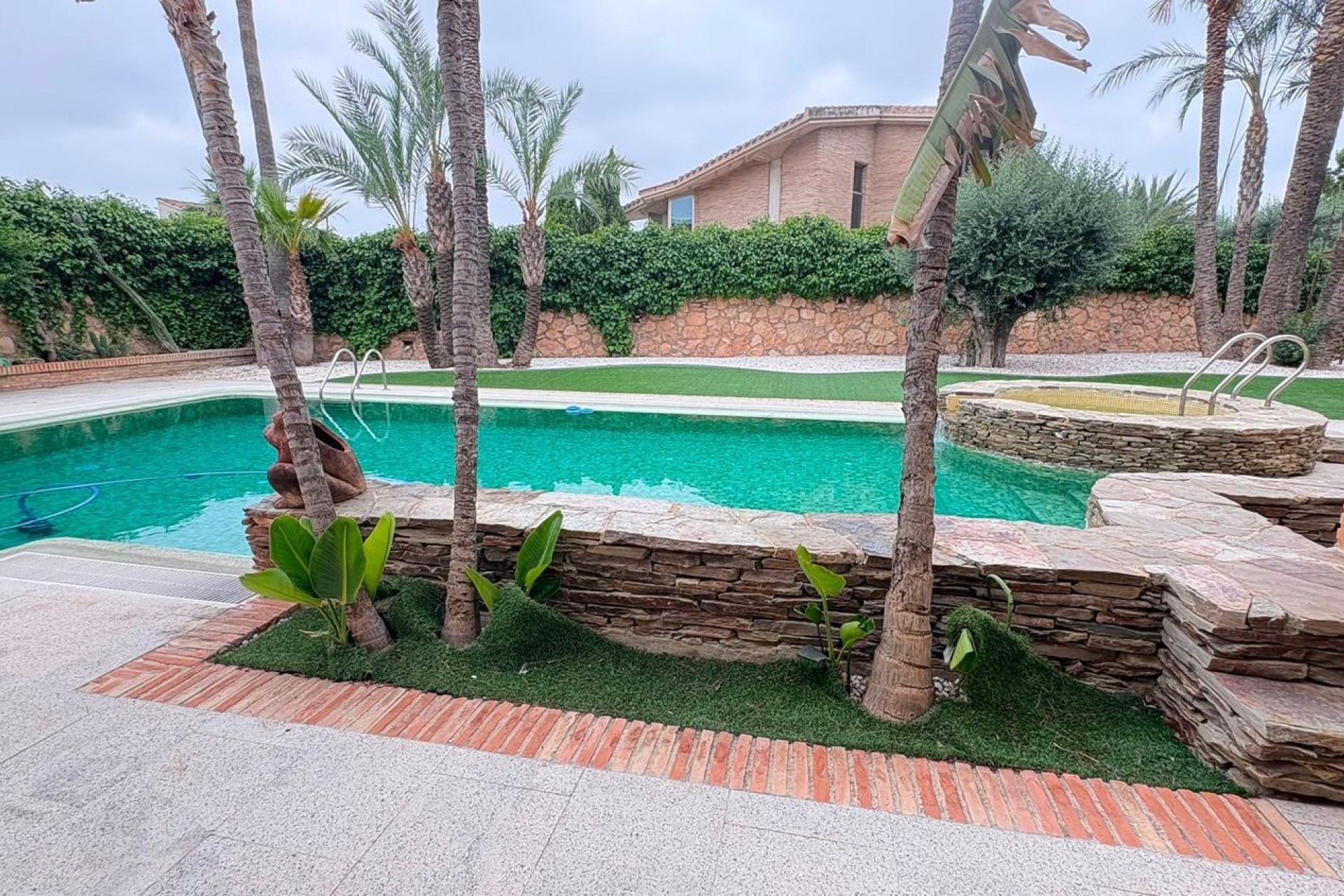 Reventa - Villa independiente - Altorreal