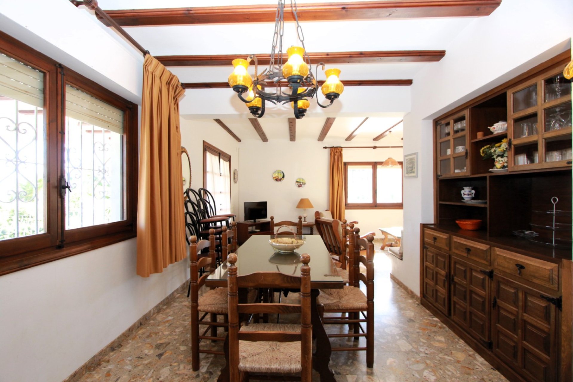 Reventa - Villa independiente - Benissa - Urbanización