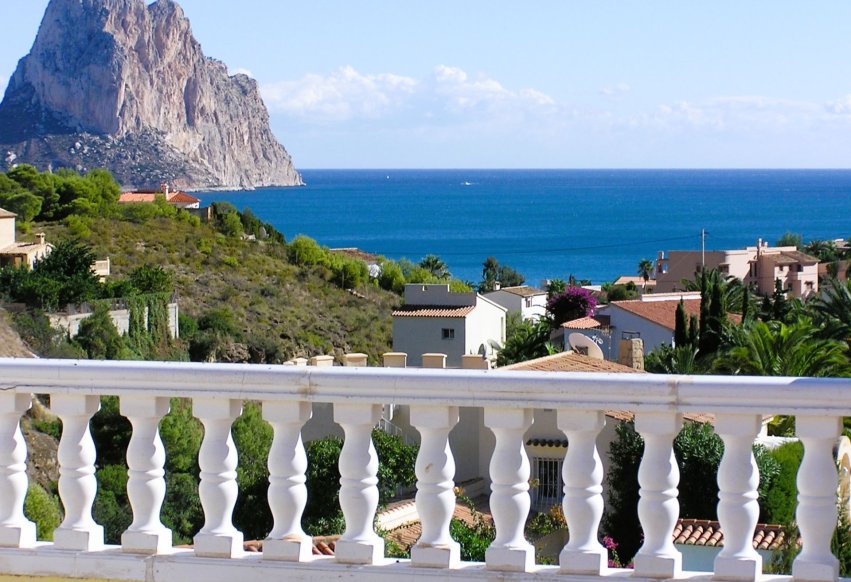 Reventa - Villa independiente - Calpe - Urbanización