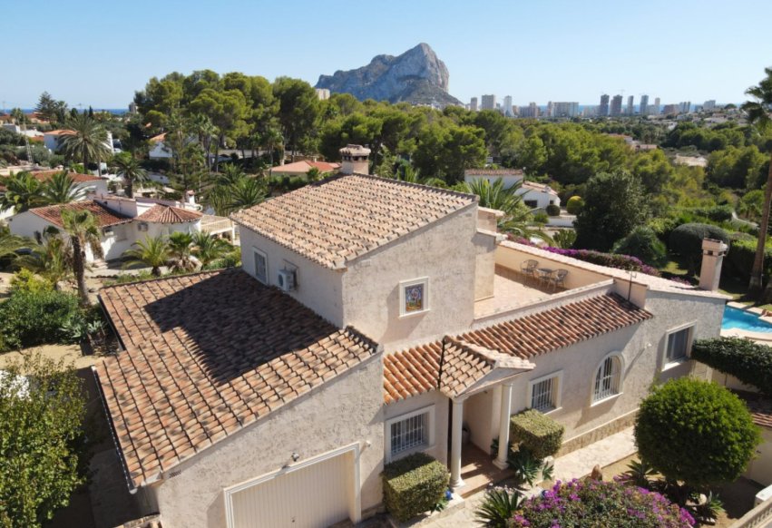 Reventa - Villa independiente - Calpe - Urbanización