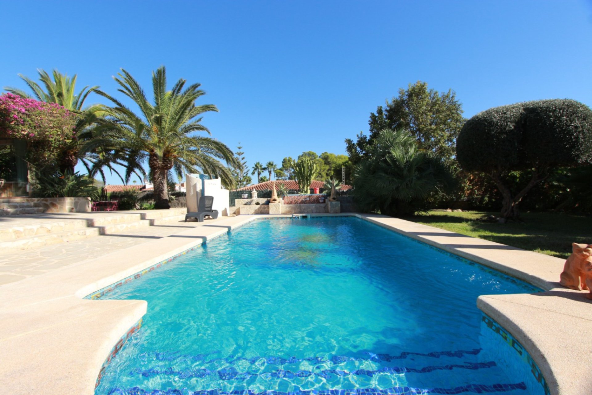 Reventa - Villa independiente - Calpe - Urbanización