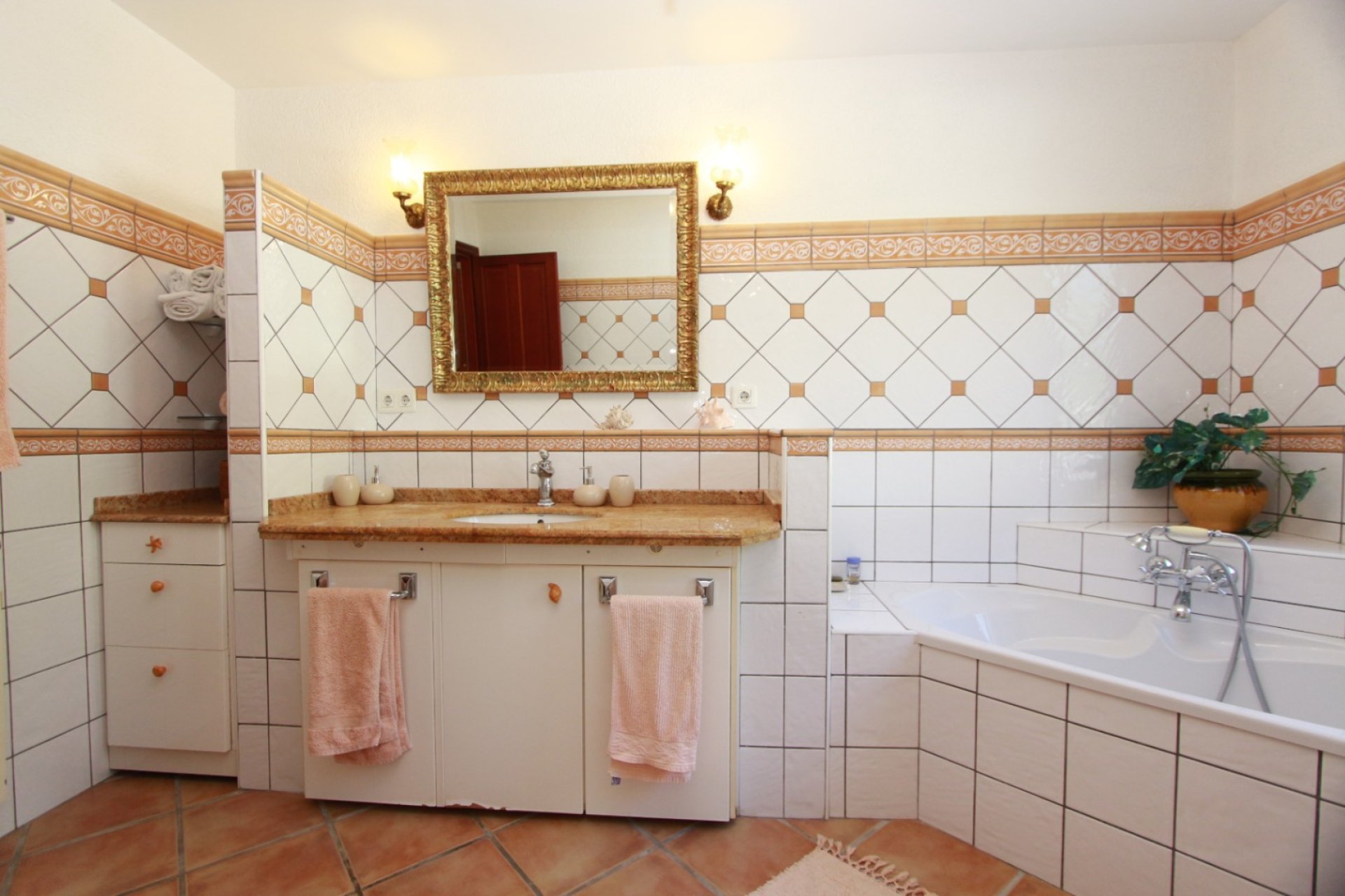 Reventa - Villa independiente - Calpe - Urbanización