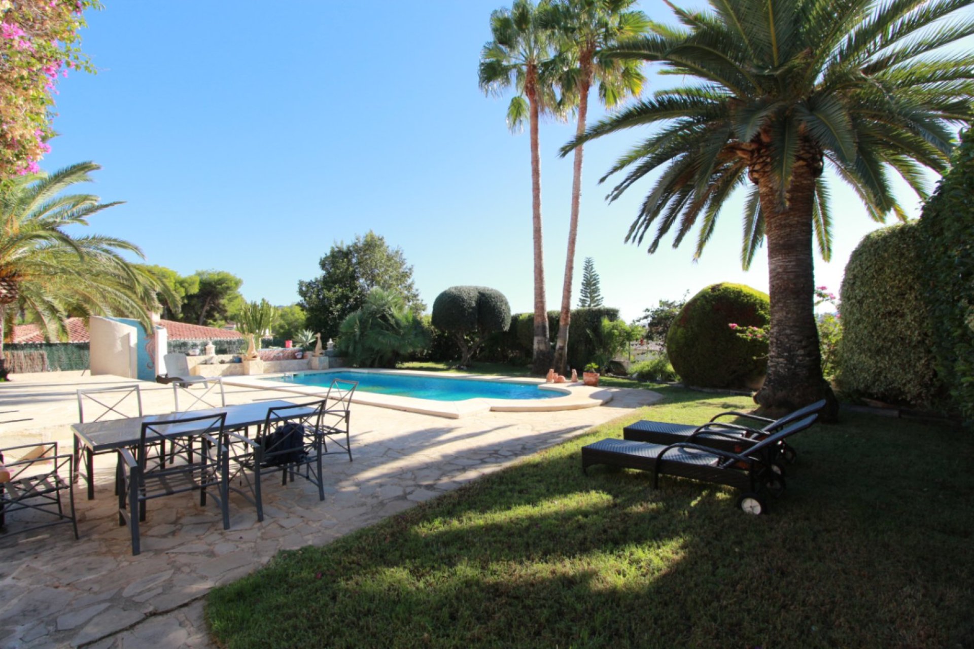 Reventa - Villa independiente - Calpe - Urbanización