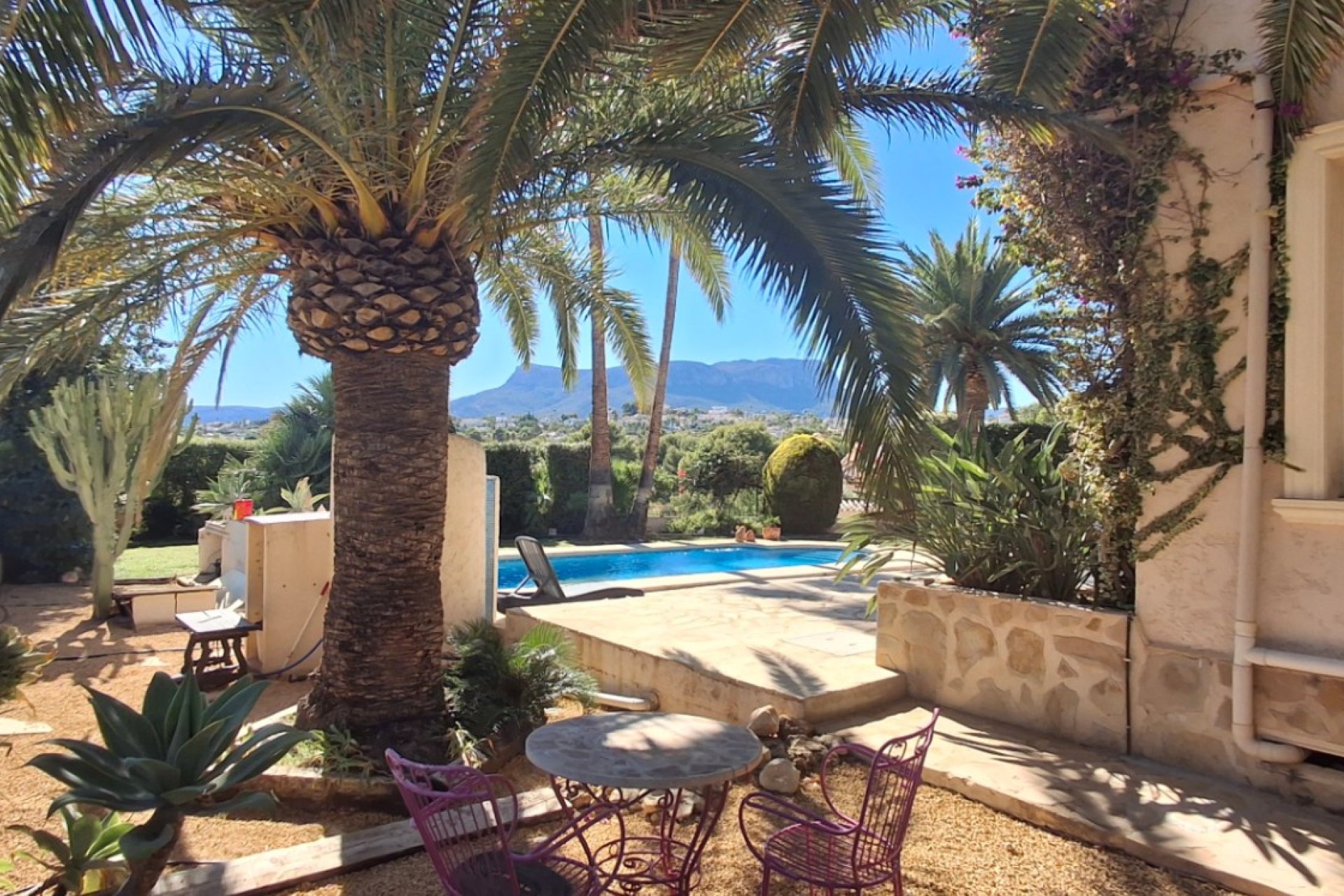 Reventa - Villa independiente - Calpe - Urbanización