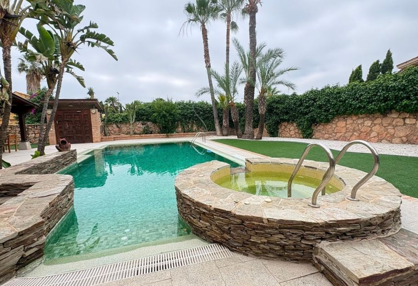 Revente - Villa indépendante - Altorreal