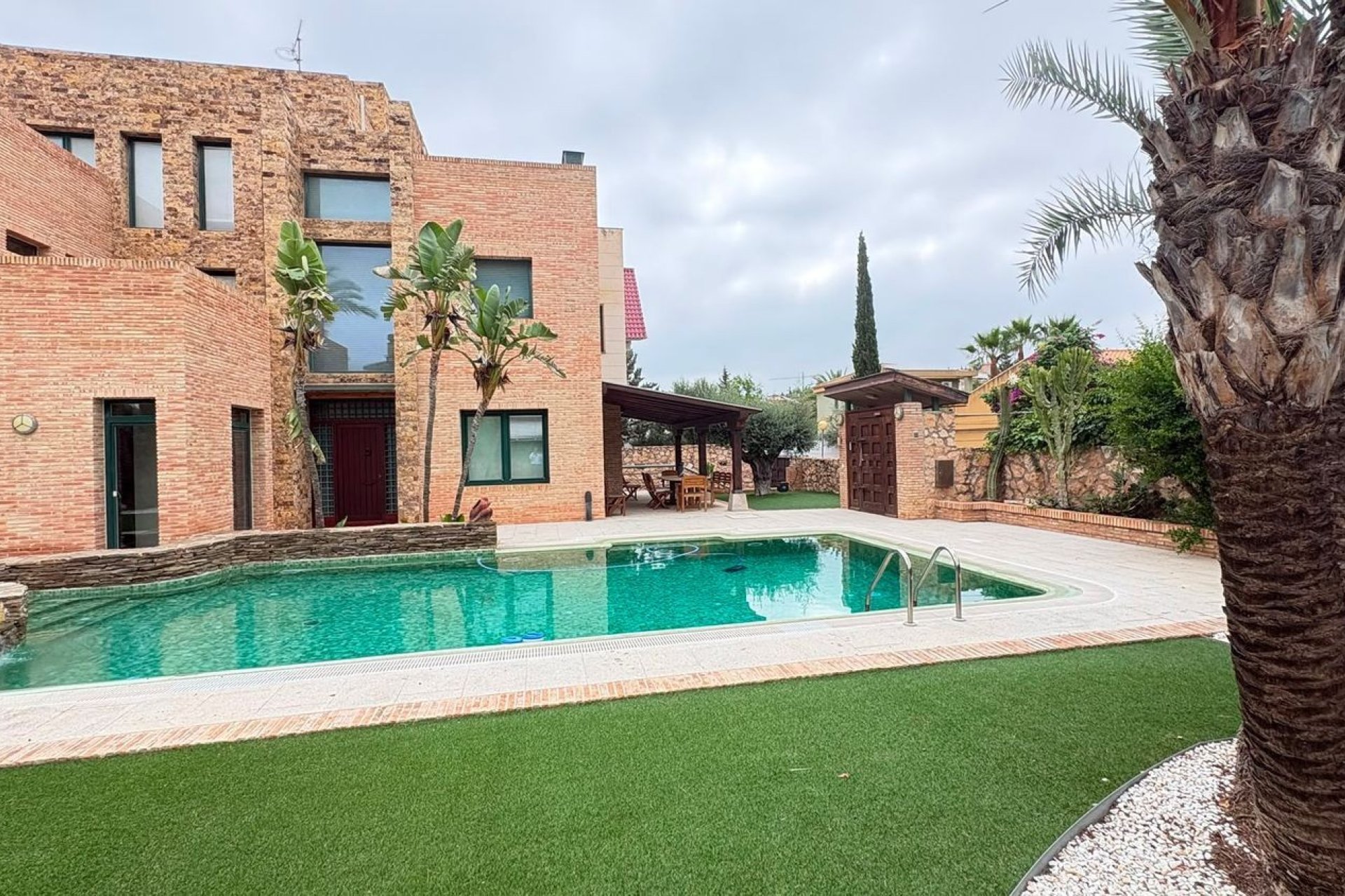 Revente - Villa indépendante - Altorreal